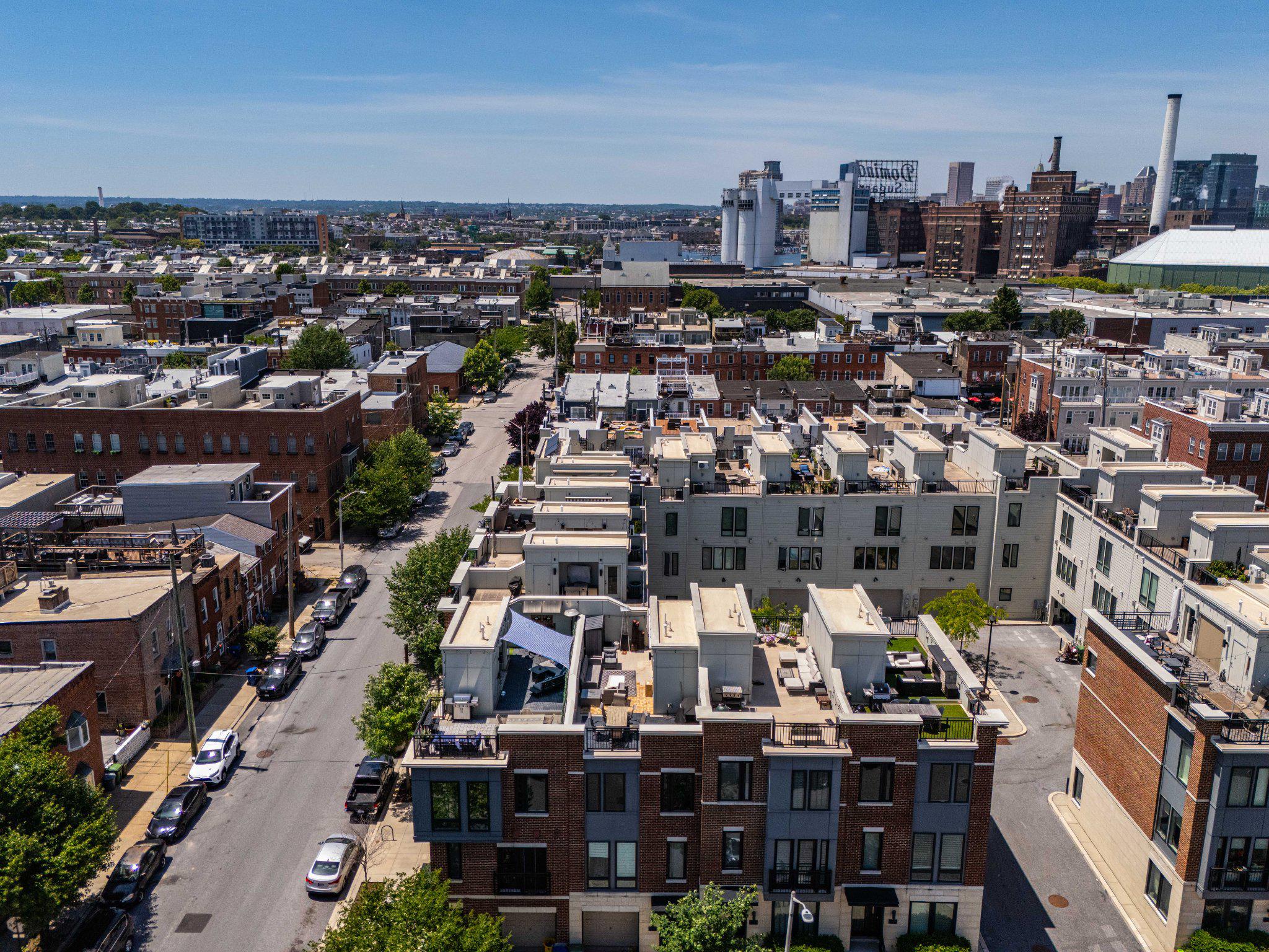 LOCUST POINT - Residential
