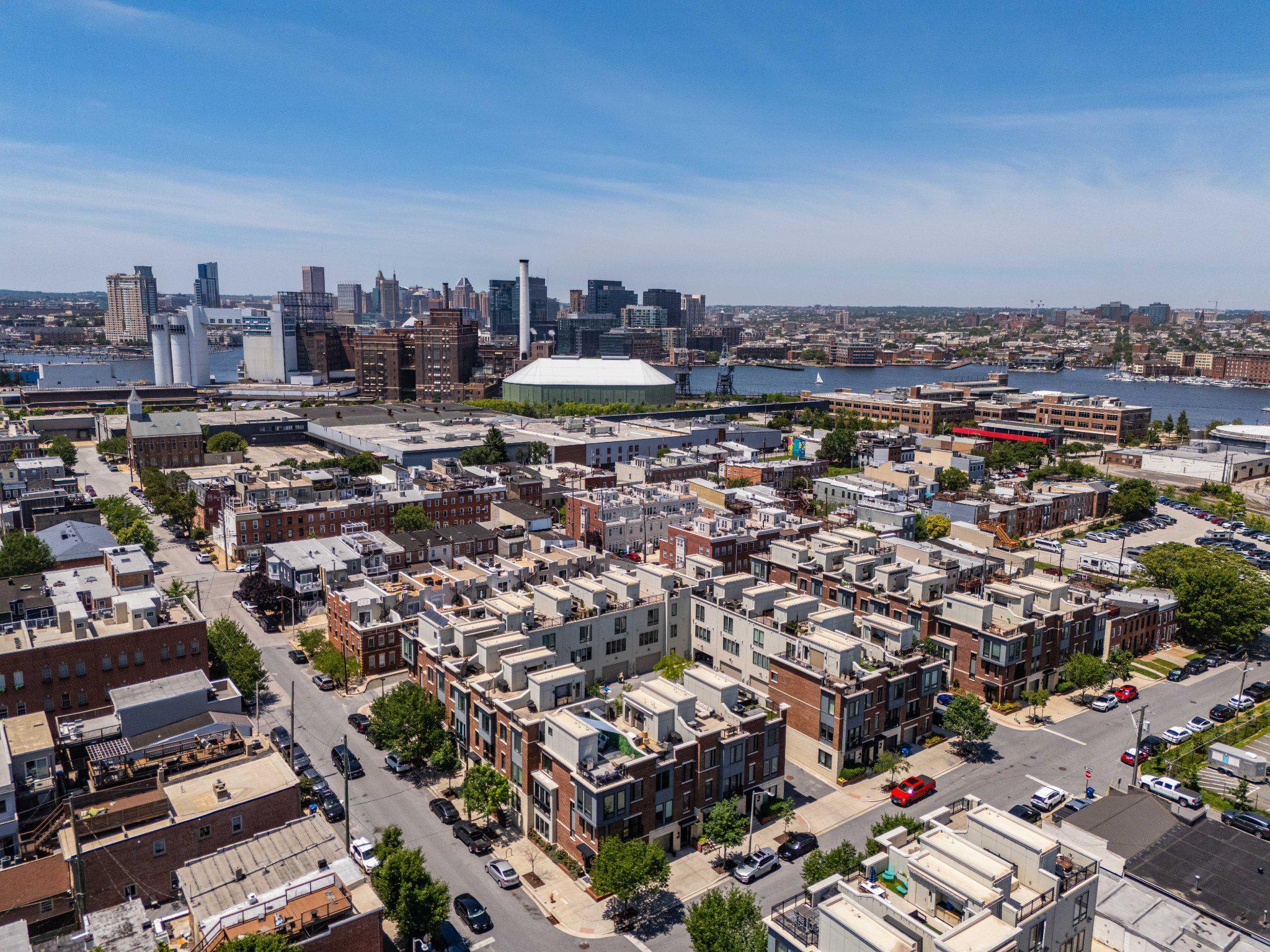 LOCUST POINT - Residential