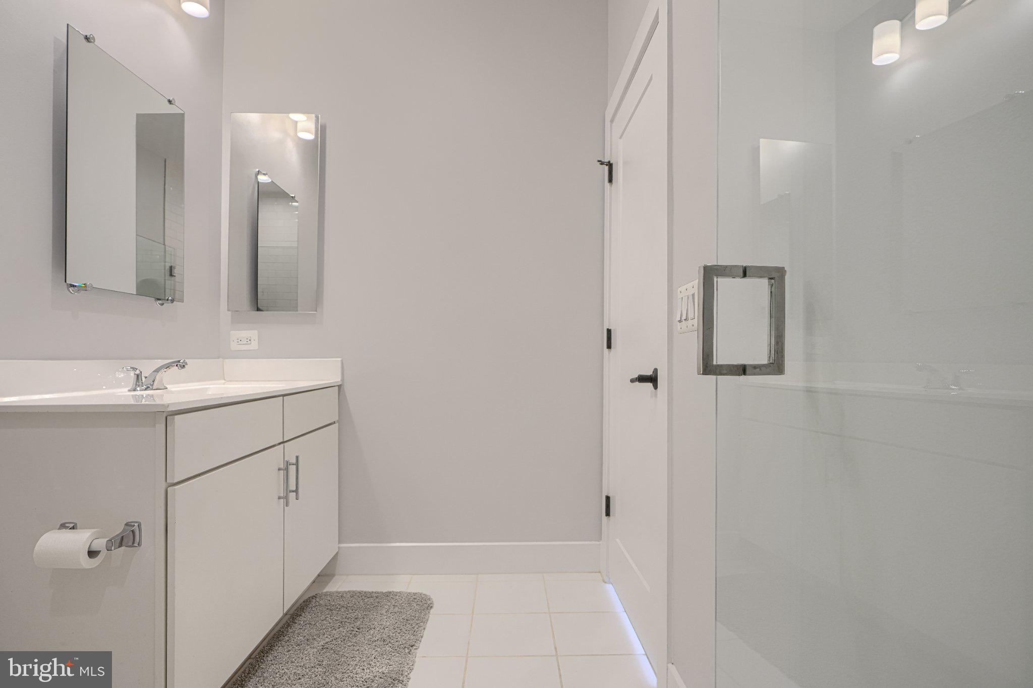 LOCUST POINT - Residential