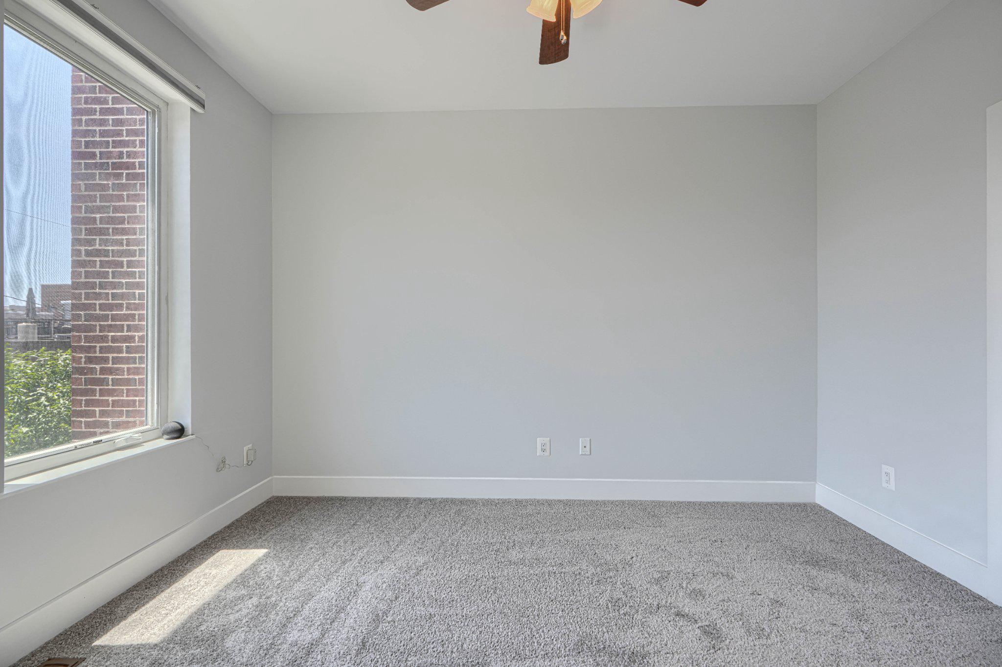 LOCUST POINT - Residential