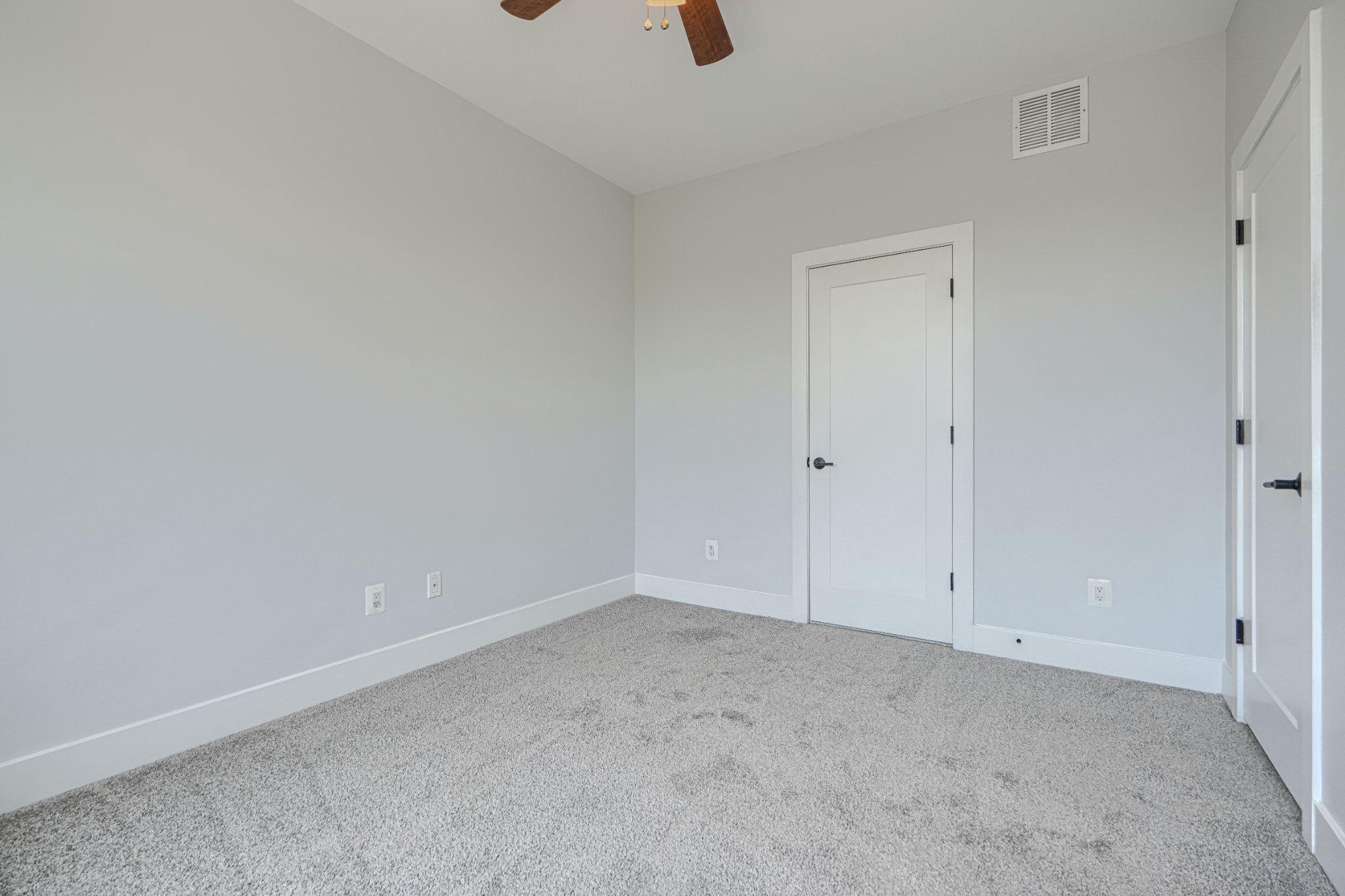 LOCUST POINT - Residential