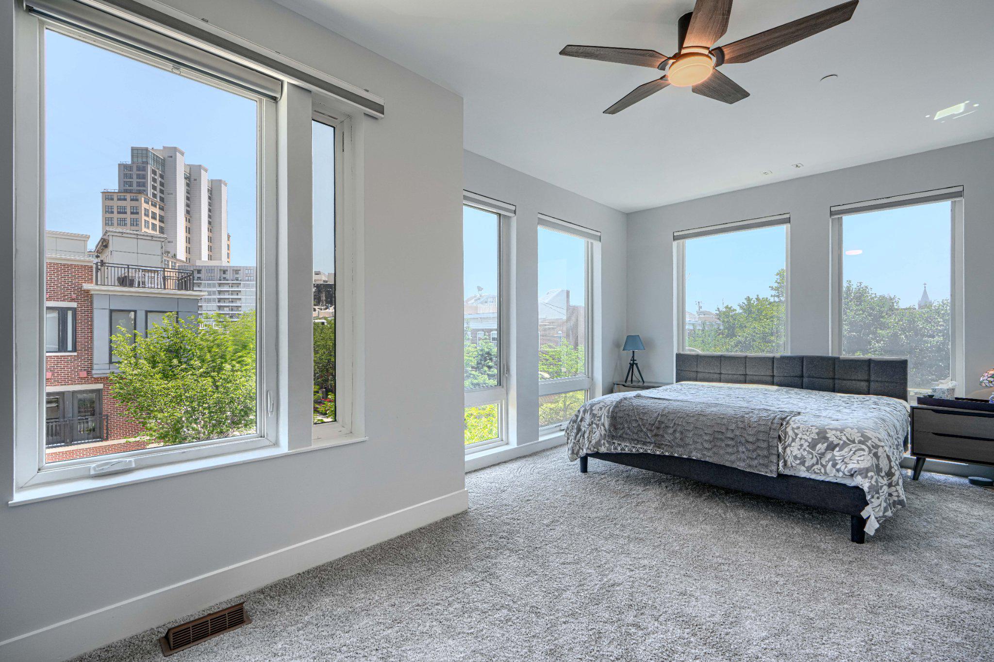 LOCUST POINT - Residential