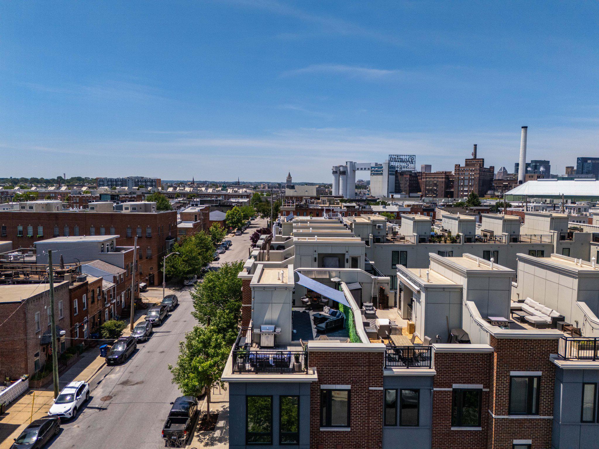 LOCUST POINT - Residential