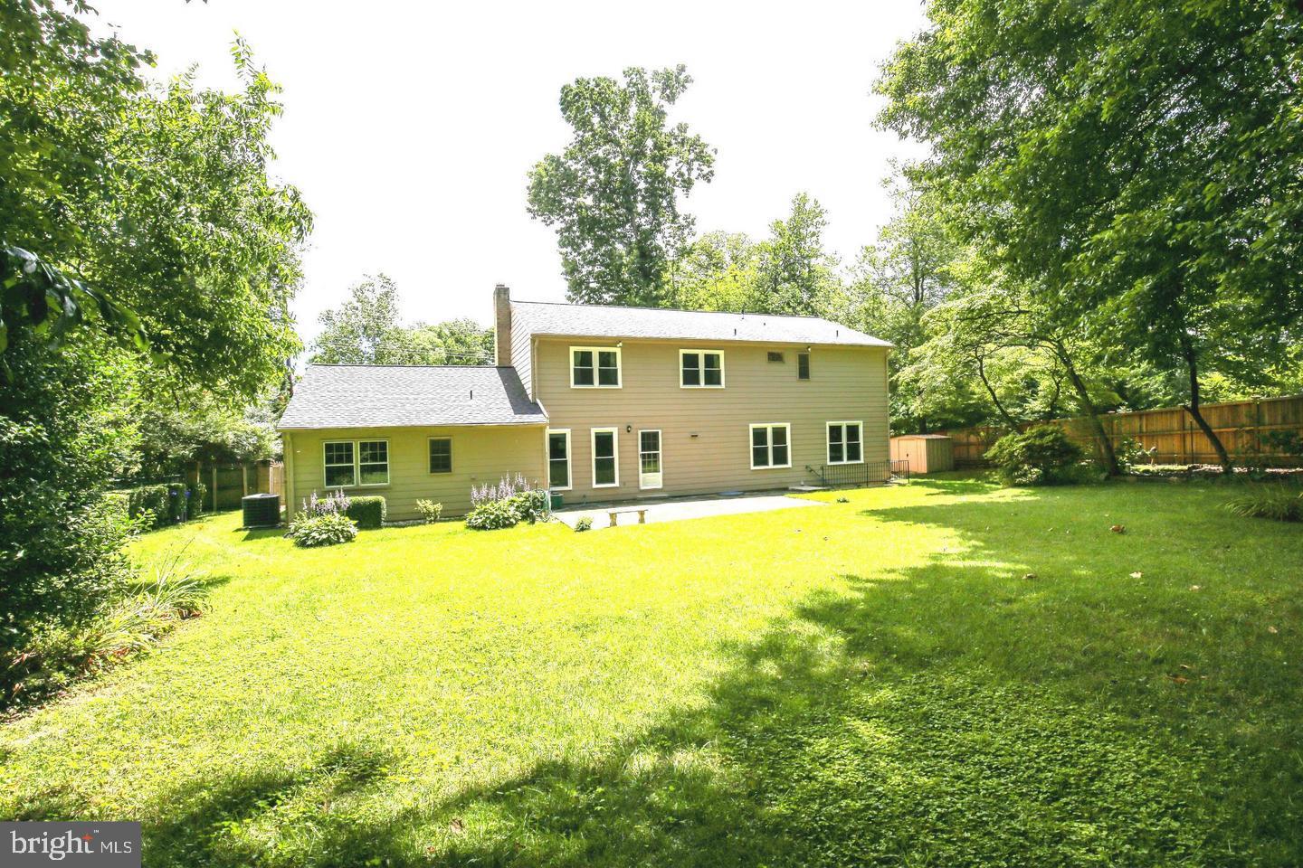 CHARRED OAK ESTATES - Residential Lease