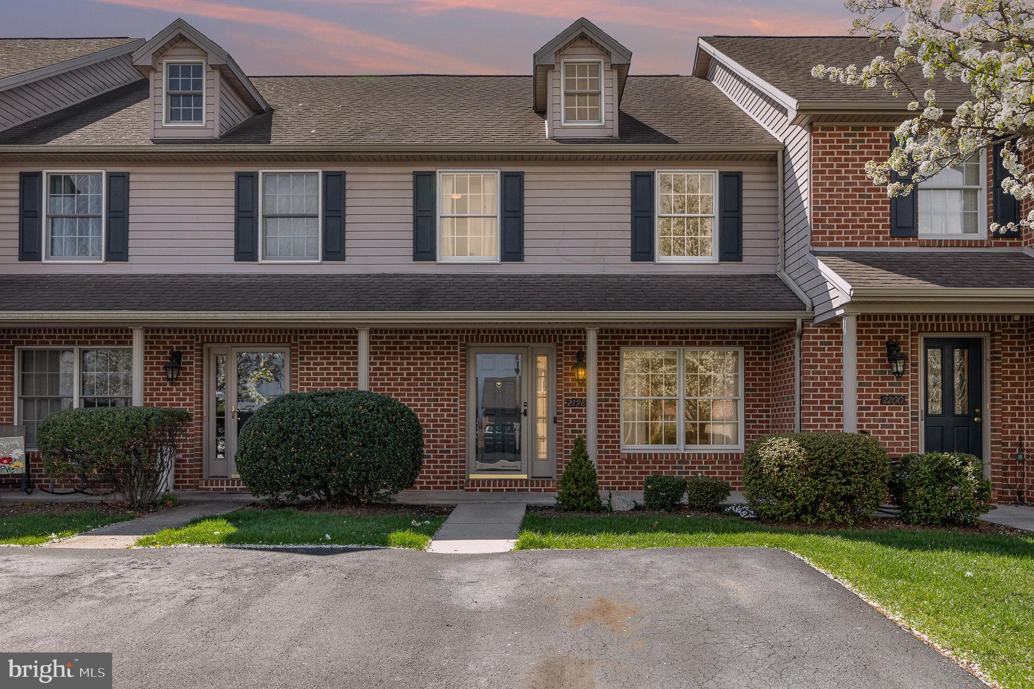 WHELAN CROSSING - Residential