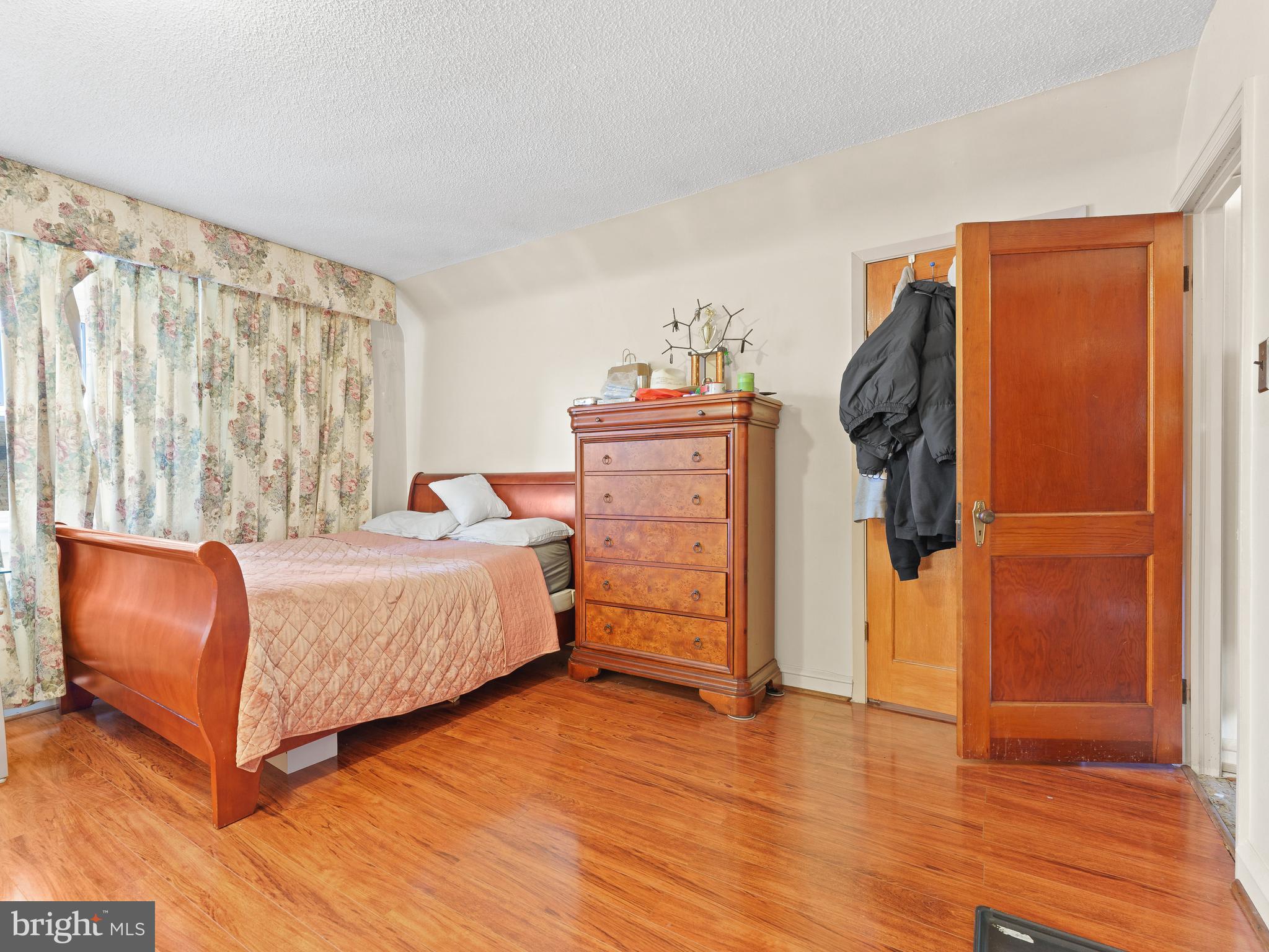 CASTOR GARDENS - Residential
