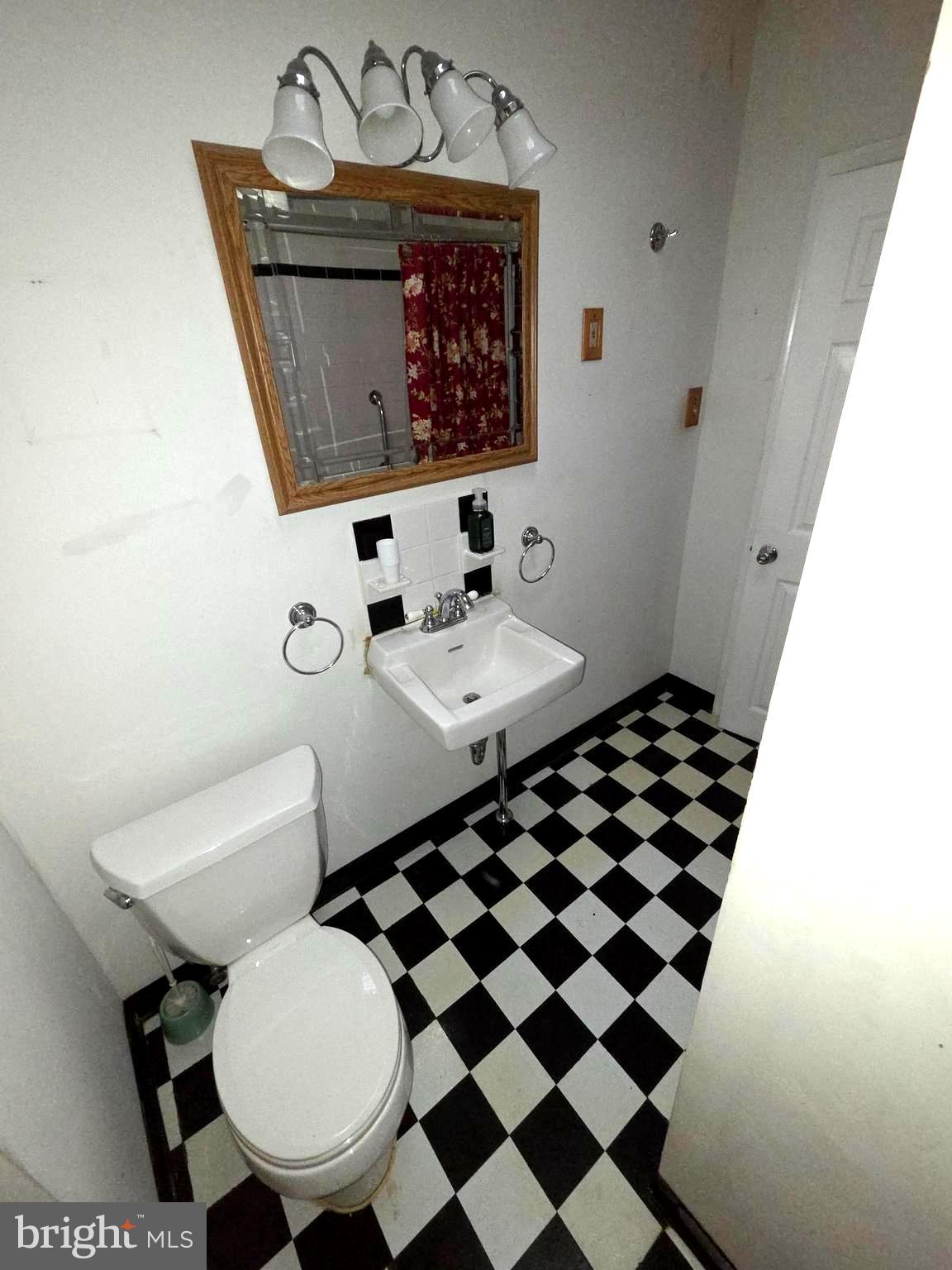 PHILADELPHIA (SOUTH) - Residential