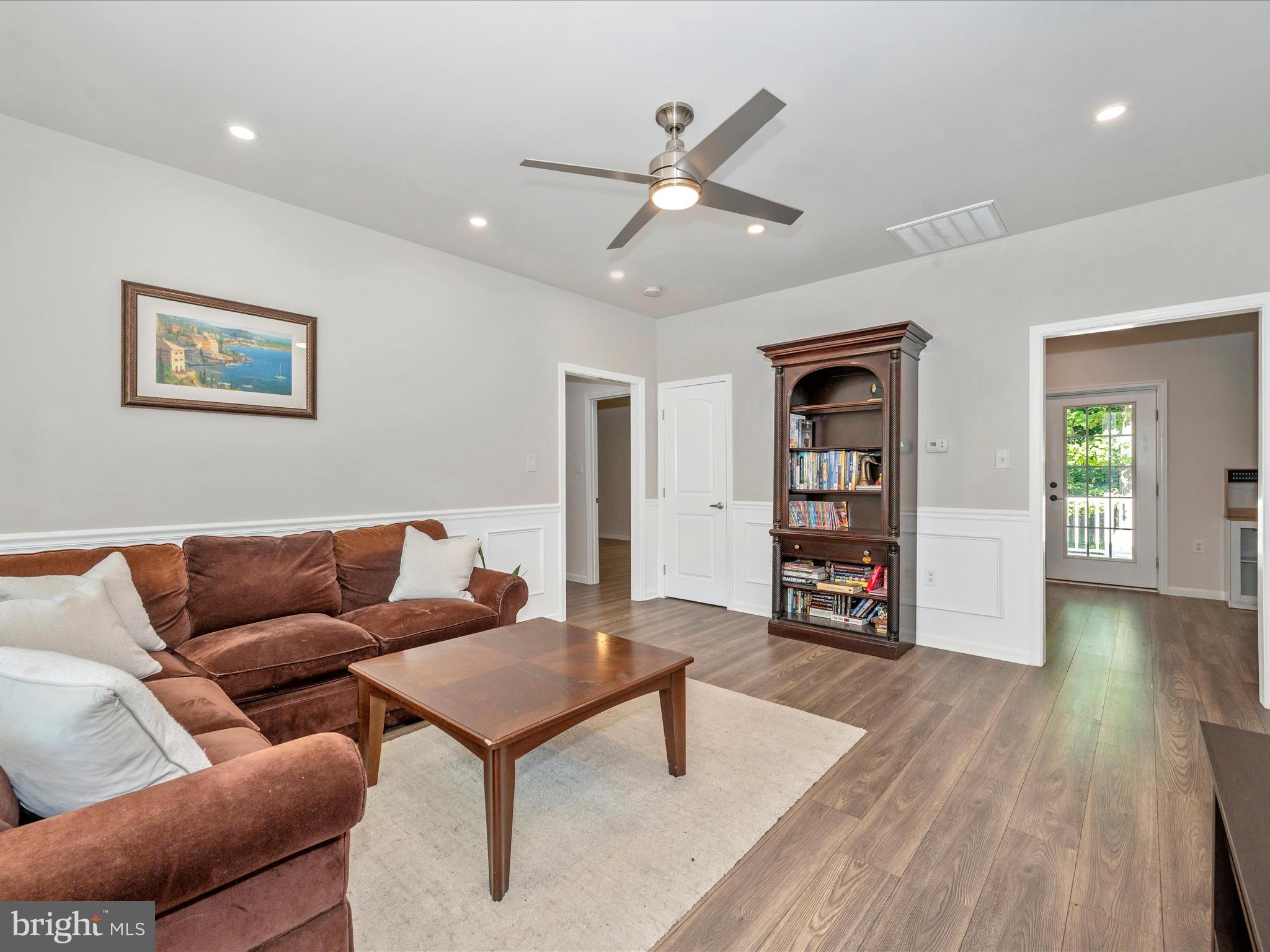 KEYES FERRY ACRES - Residential
