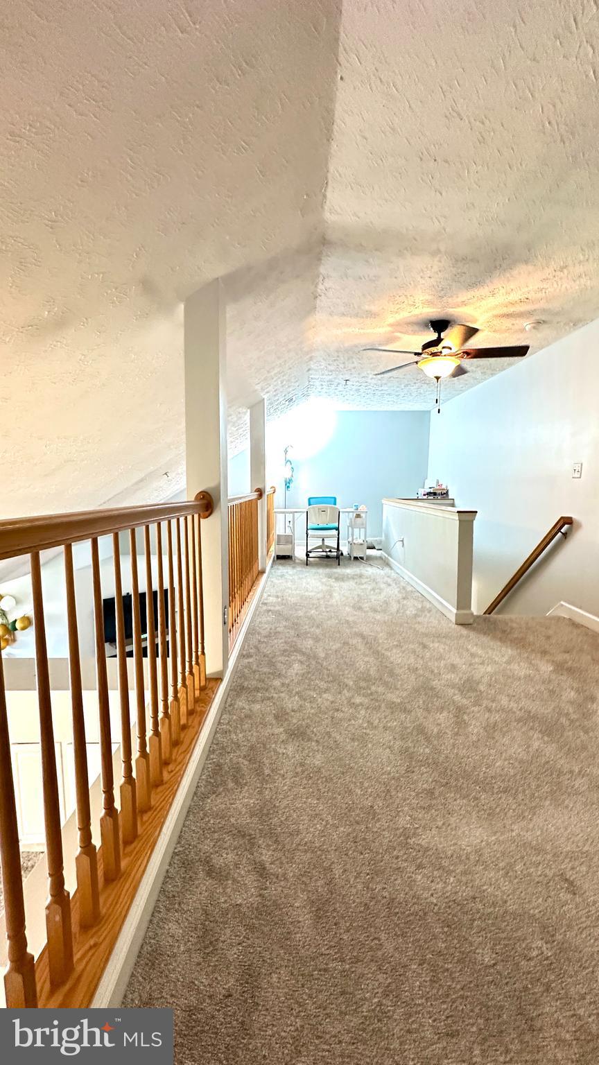 SPRING RIDGE - Residential