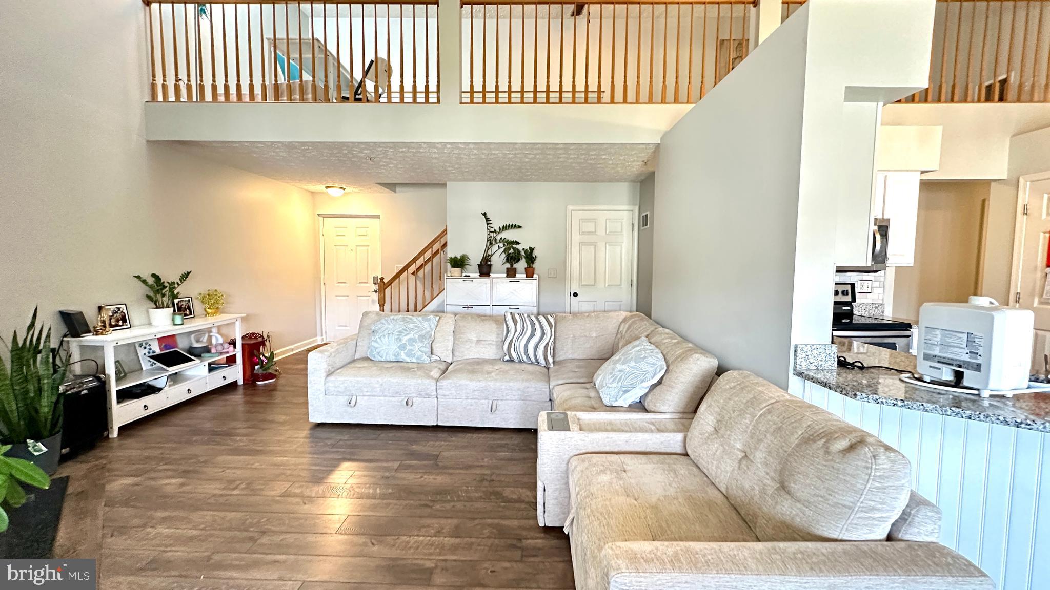 SPRING RIDGE - Residential