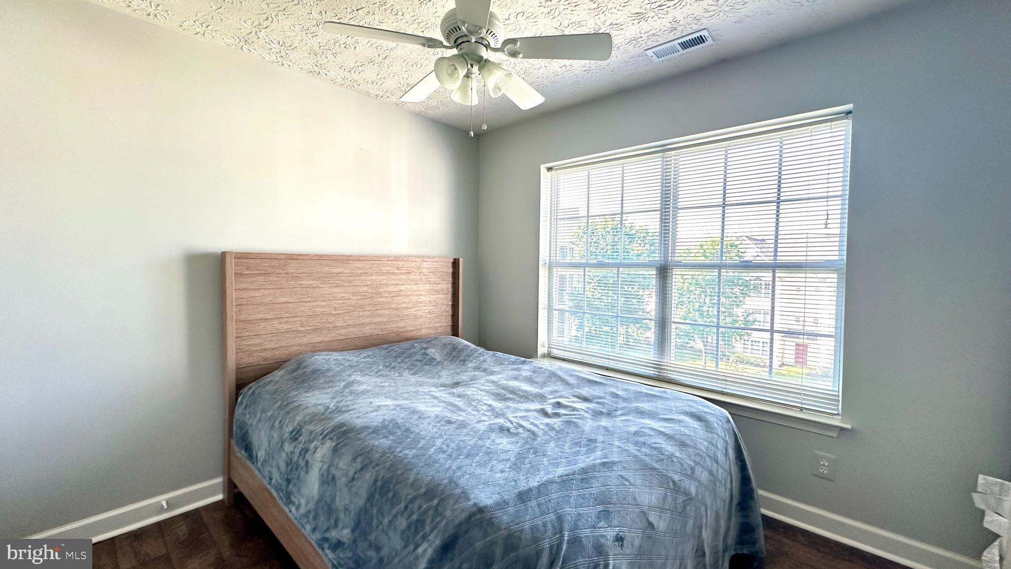 SPRING RIDGE - Residential