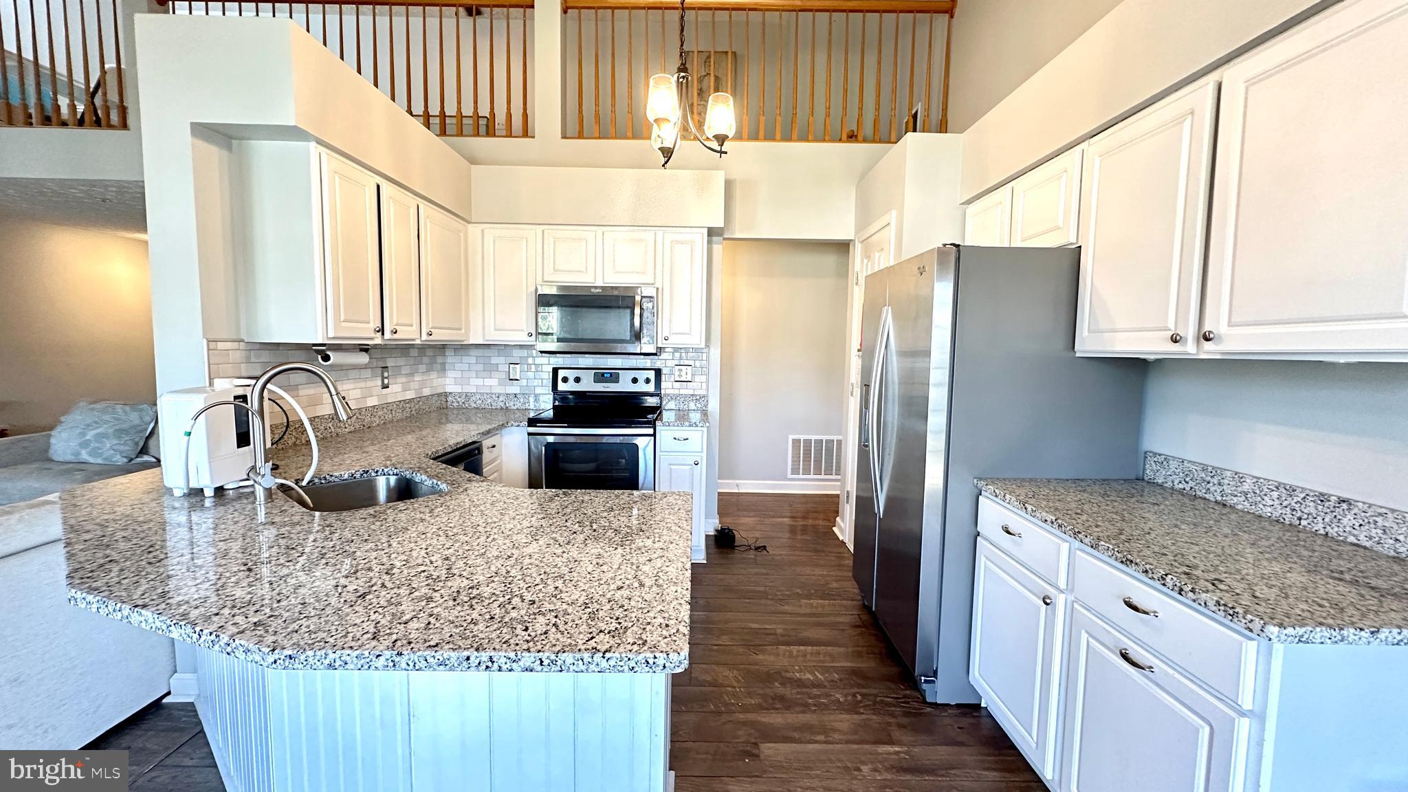 SPRING RIDGE - Residential
