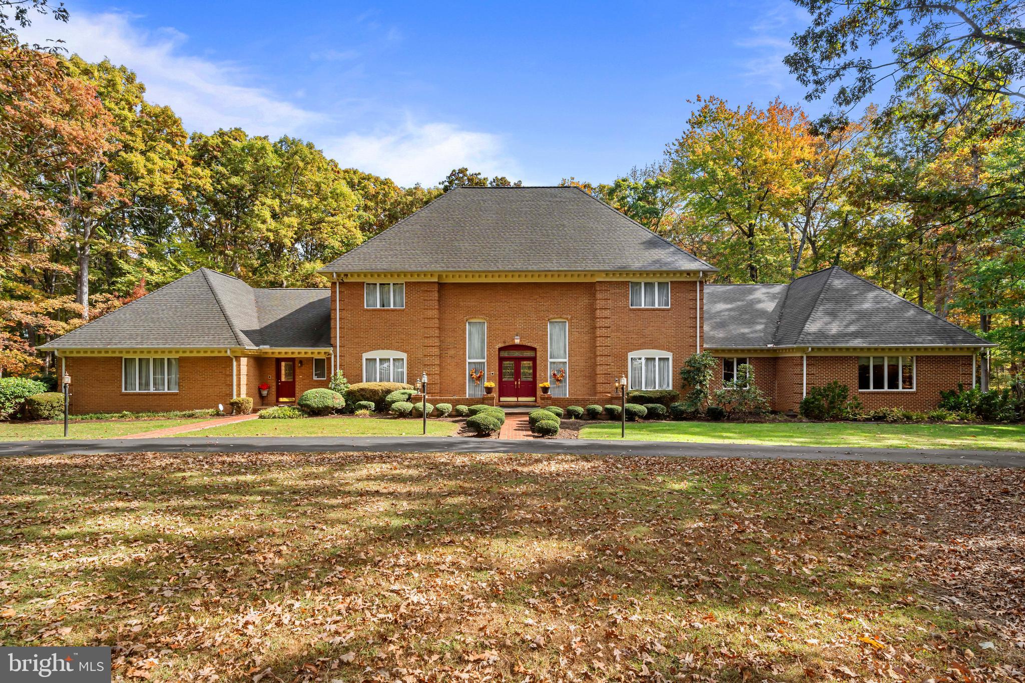 CARRIAGE HILLS - Residential