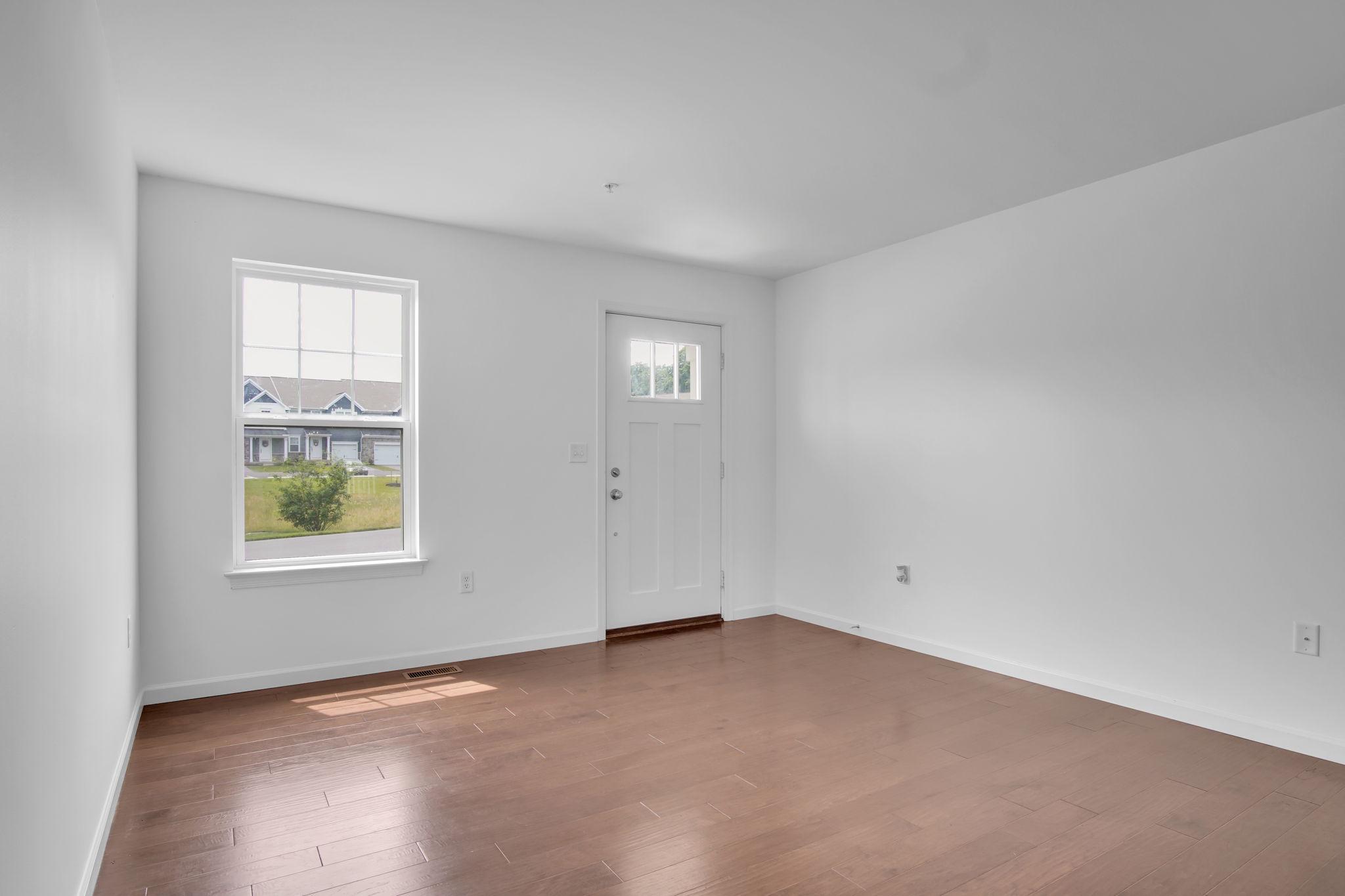 MAYAPPLE WOODS - Residential