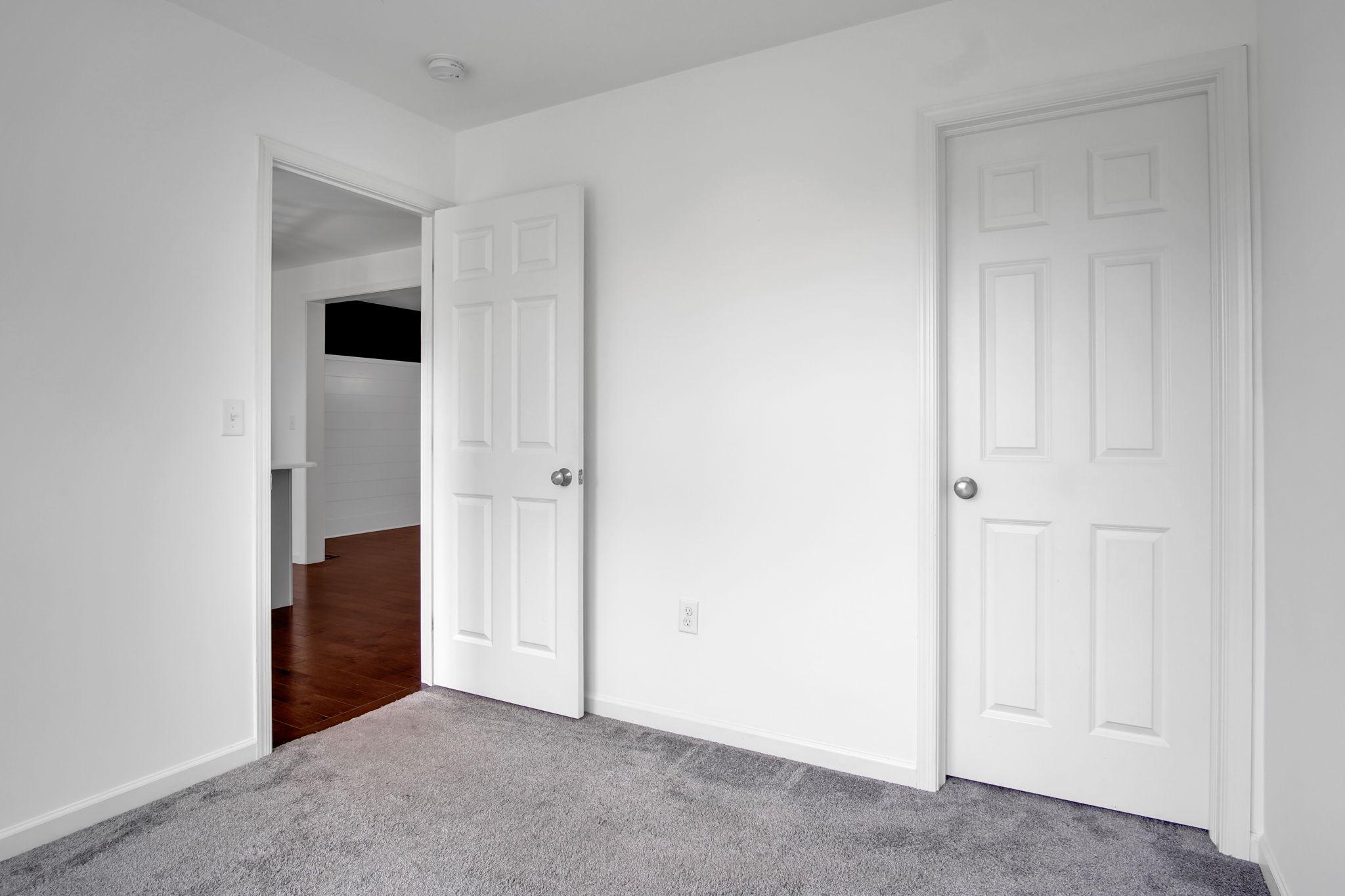 MAYAPPLE WOODS - Residential