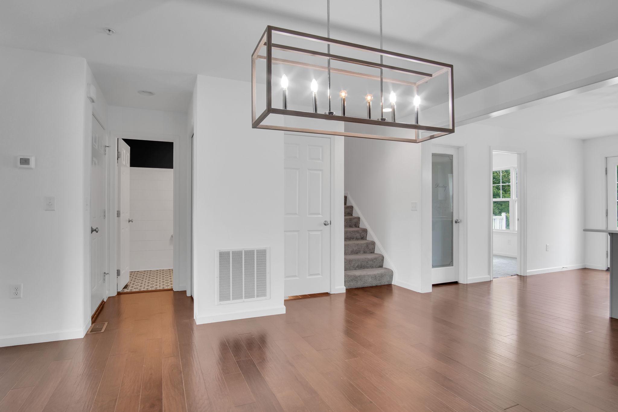 MAYAPPLE WOODS - Residential