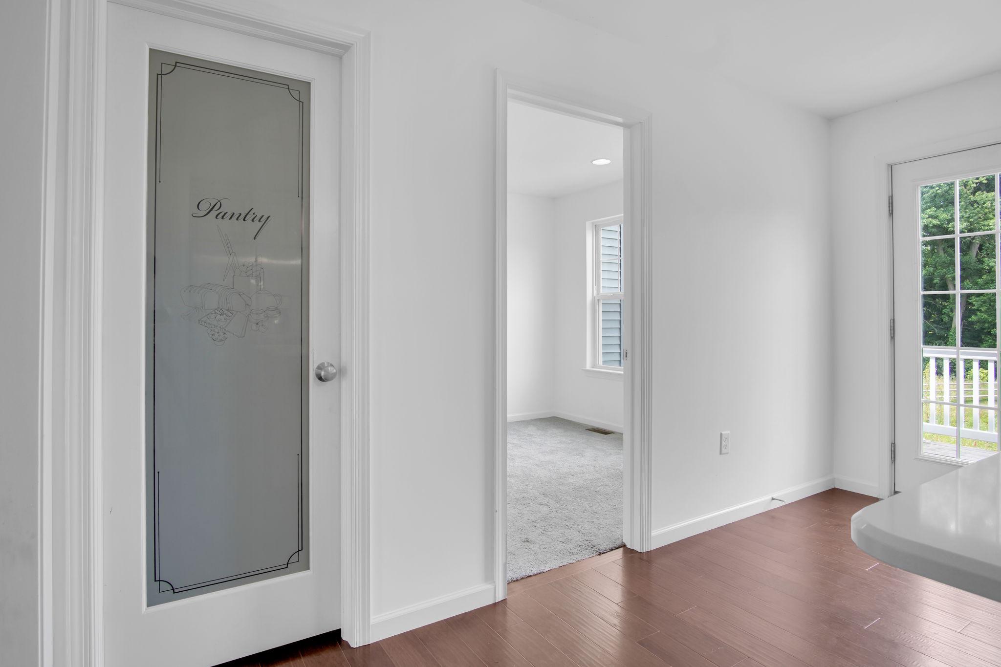 MAYAPPLE WOODS - Residential