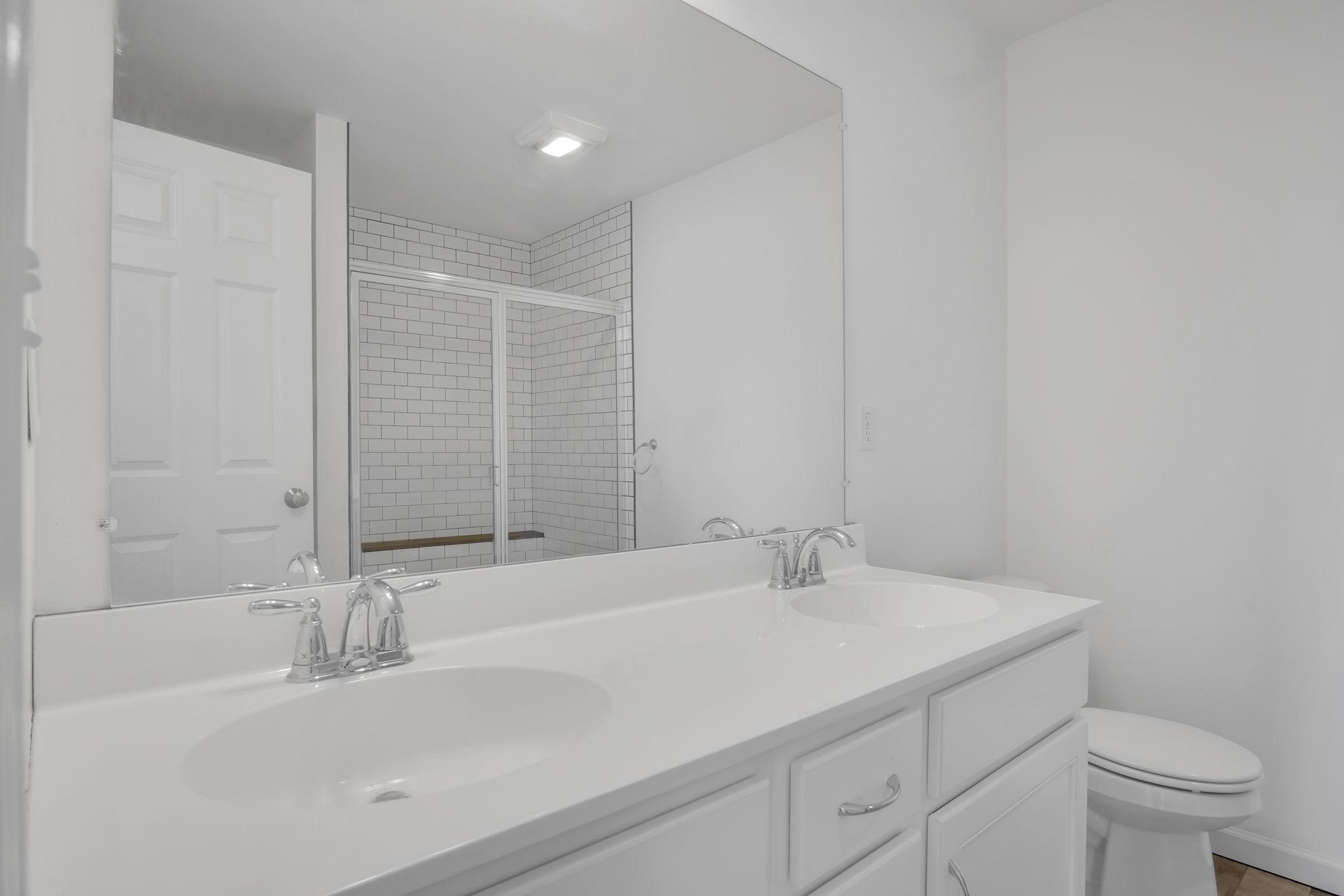 MAYAPPLE WOODS - Residential