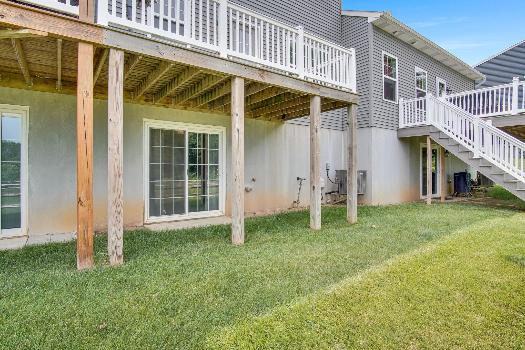 MAYAPPLE WOODS - Residential