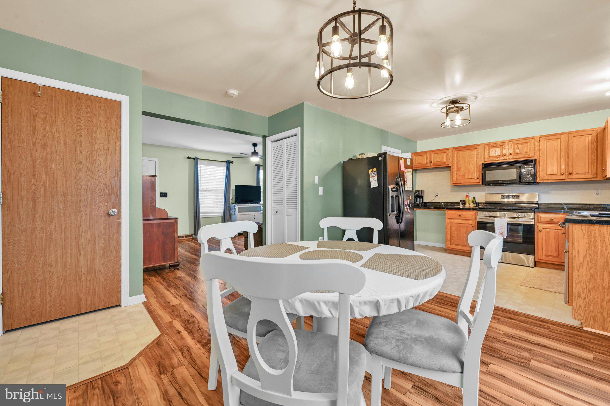 MAYTOWN - Residential