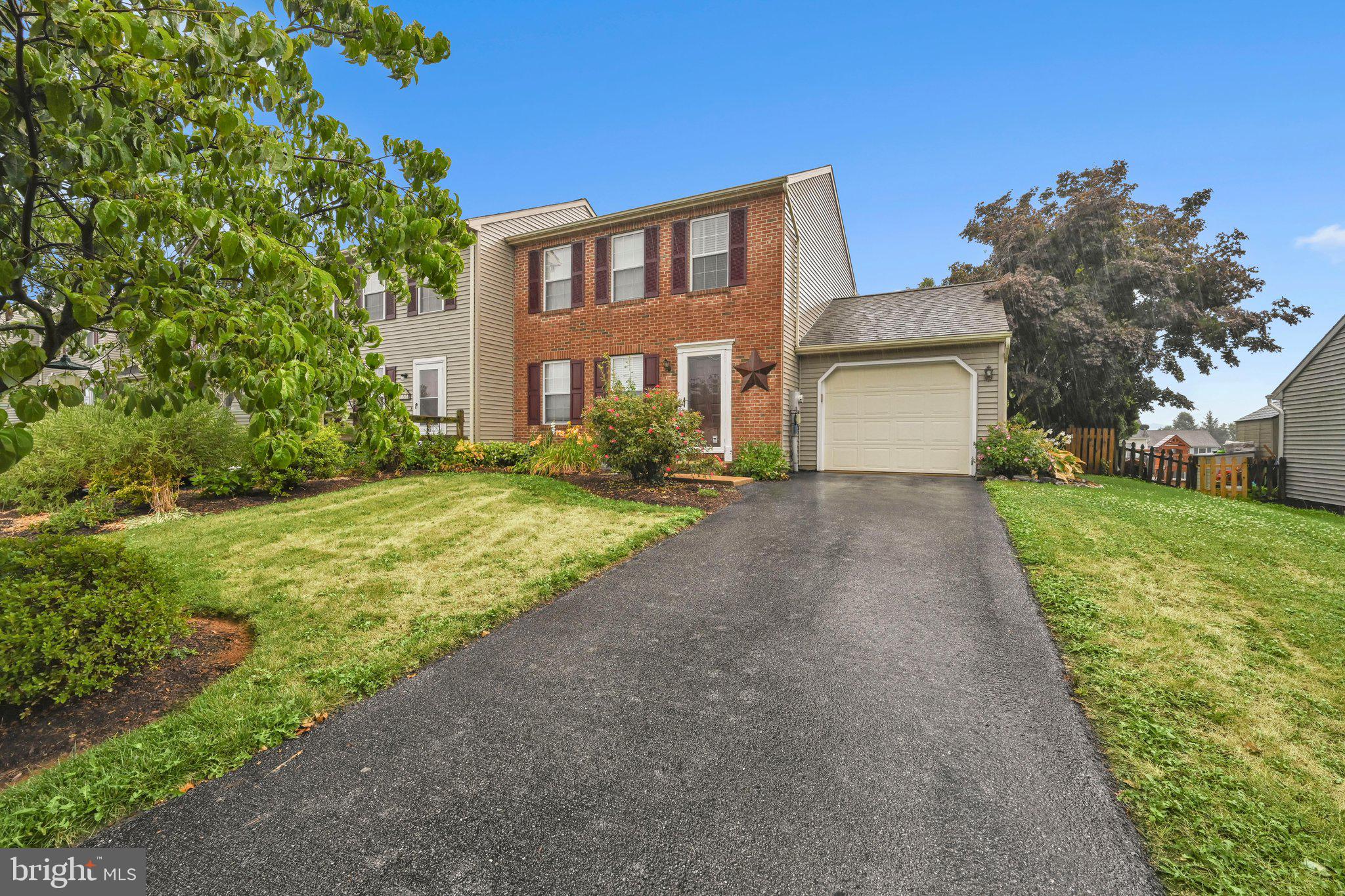 MAYTOWN - Residential