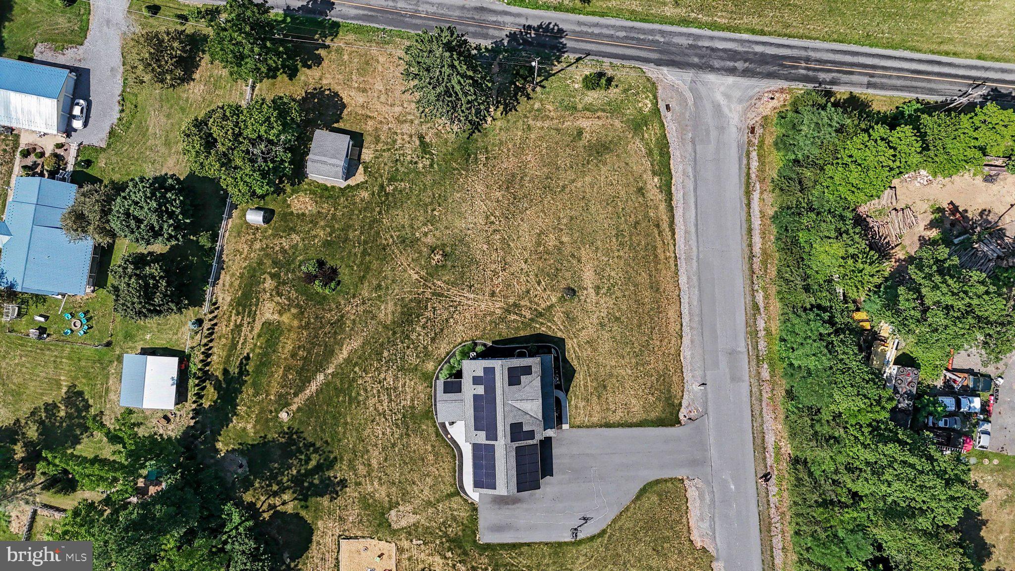 STONECREST MANOR - Residential