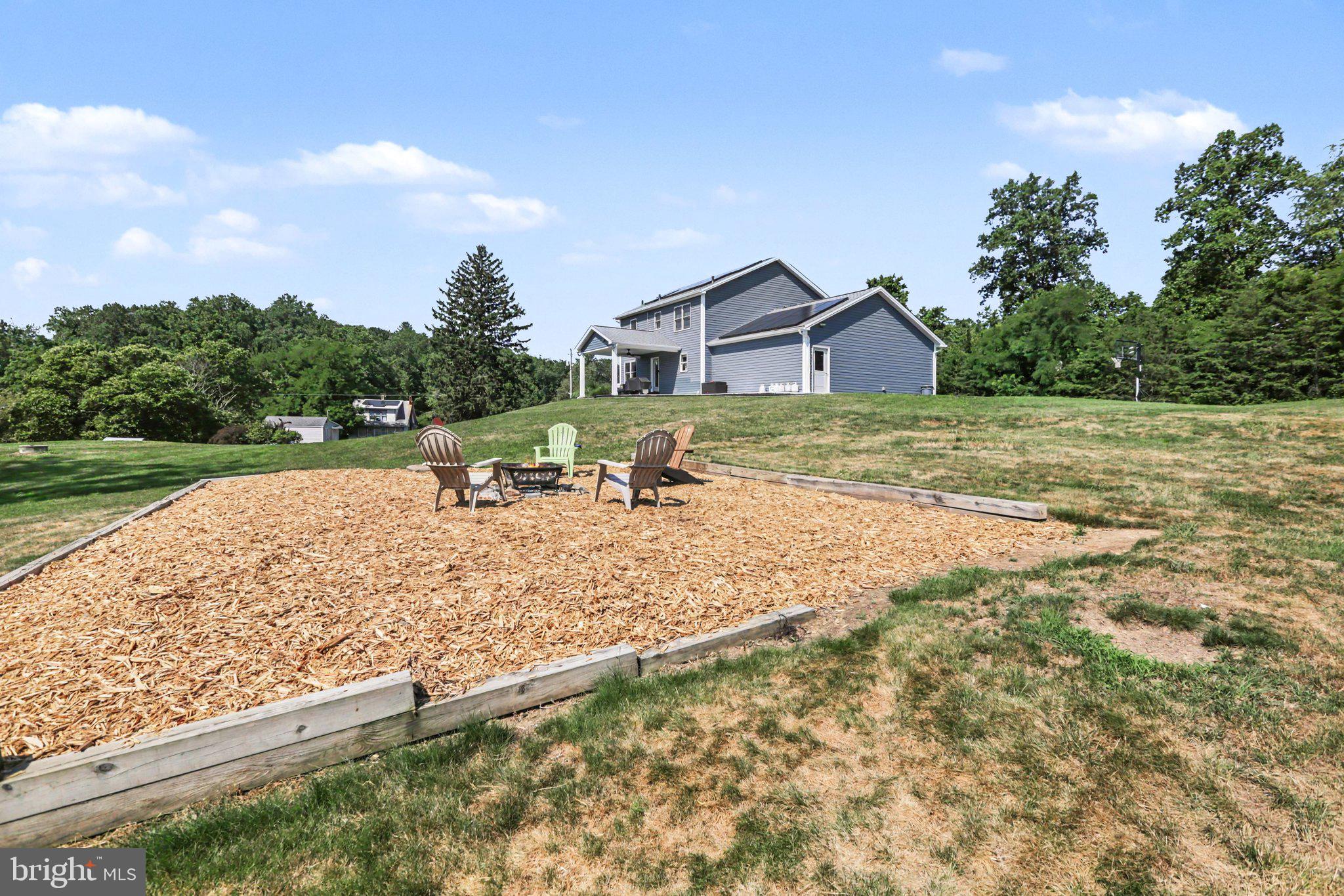 STONECREST MANOR - Residential