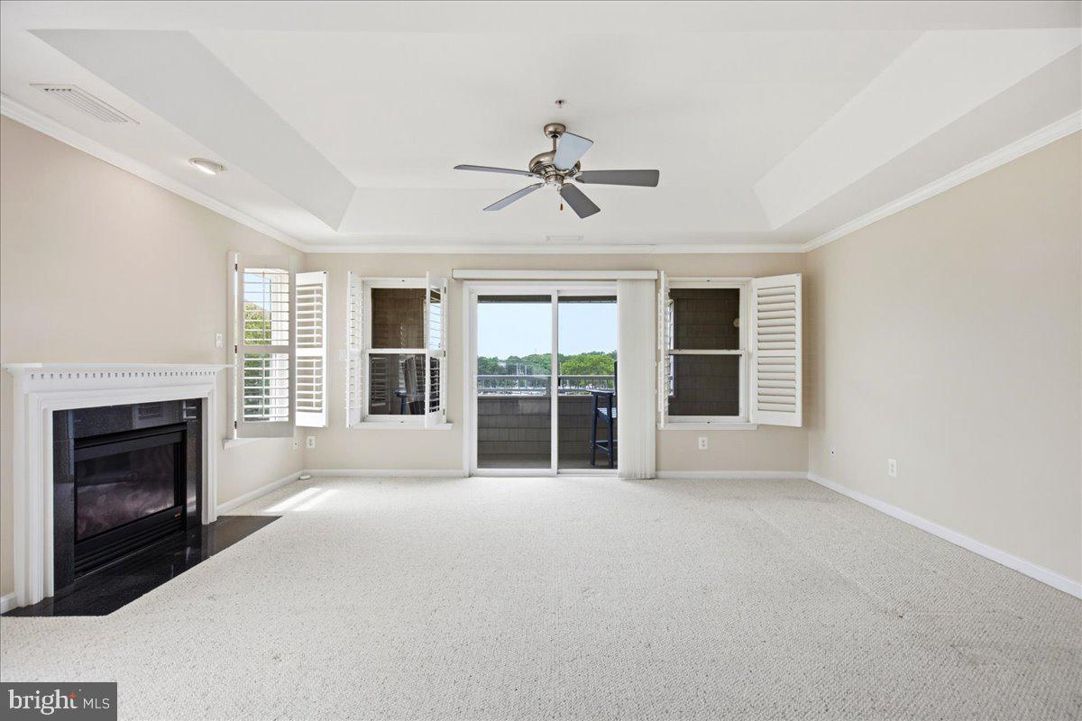 OYSTER BAY CONDOMINIUMS - Residential