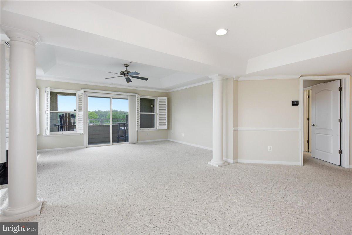 OYSTER BAY CONDOMINIUMS - Residential