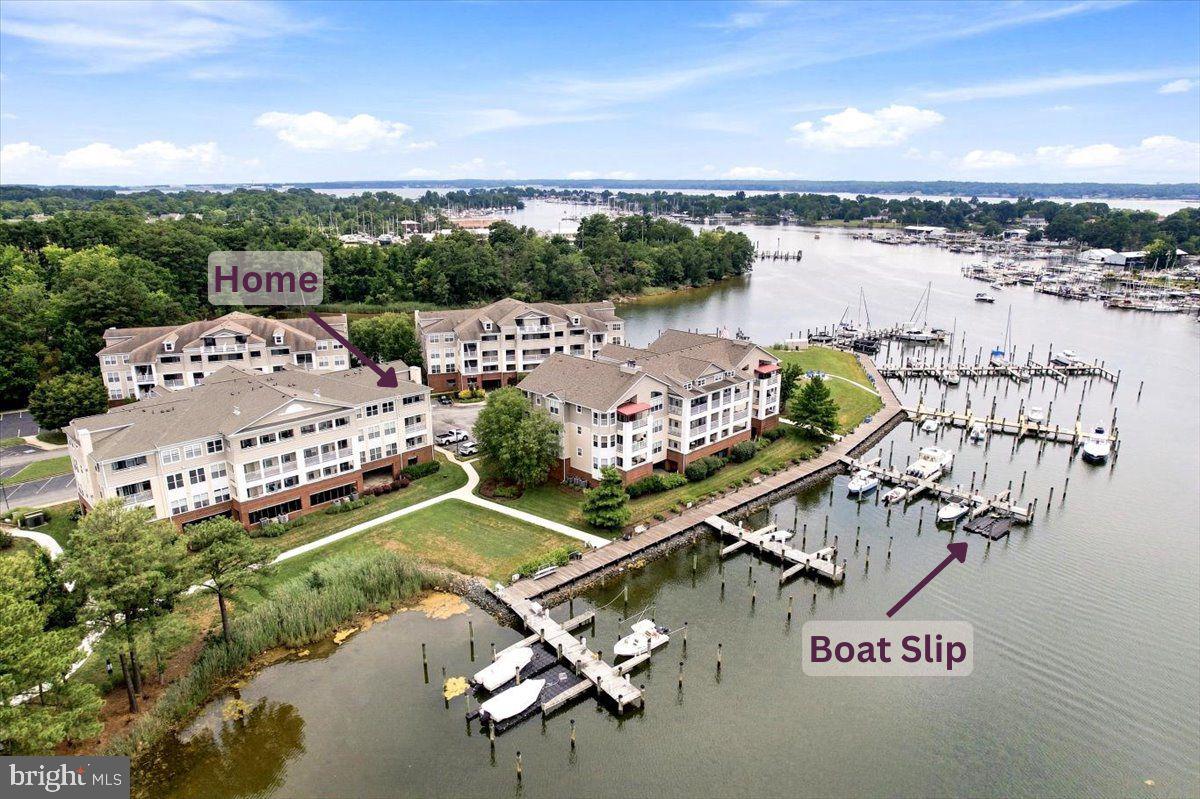 OYSTER BAY CONDOMINIUMS - Residential