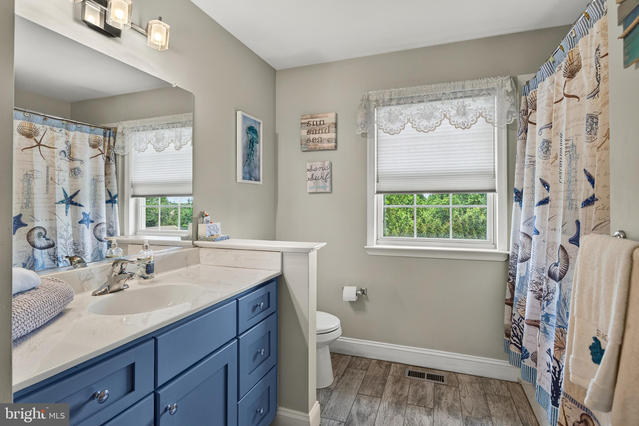 COUNTRY RIDGE - Residential