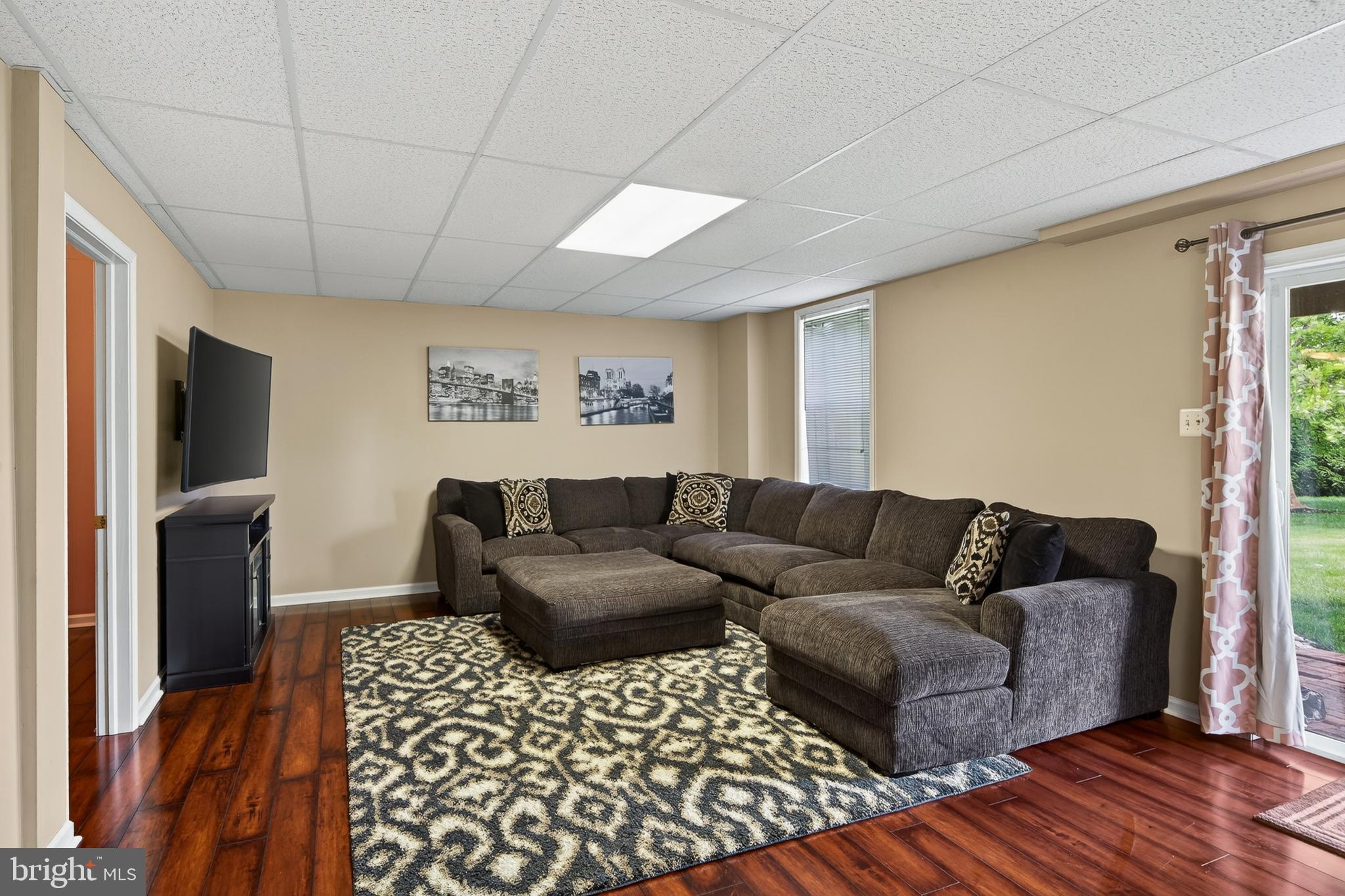 COUNTRY RIDGE - Residential