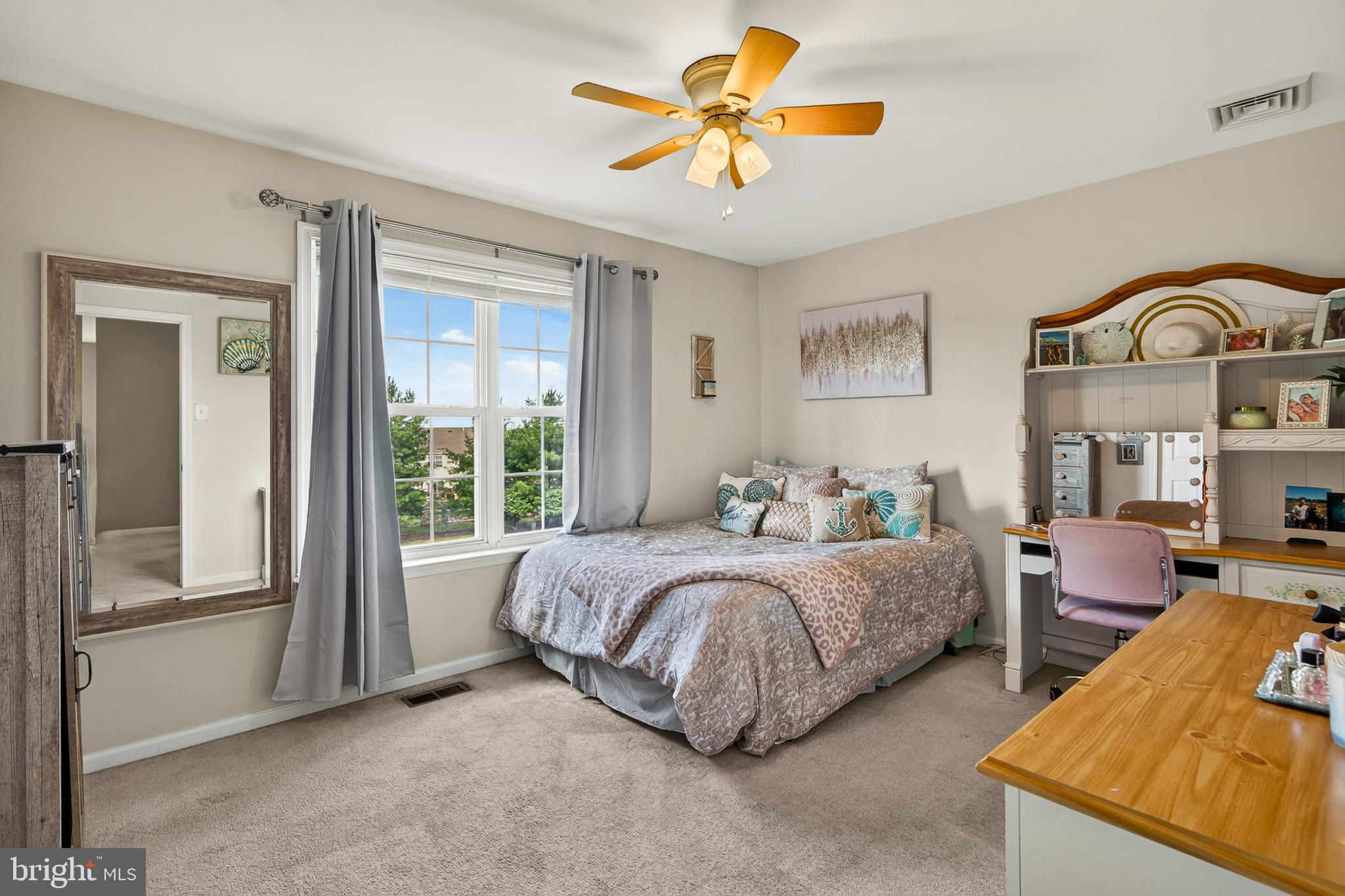COUNTRY RIDGE - Residential