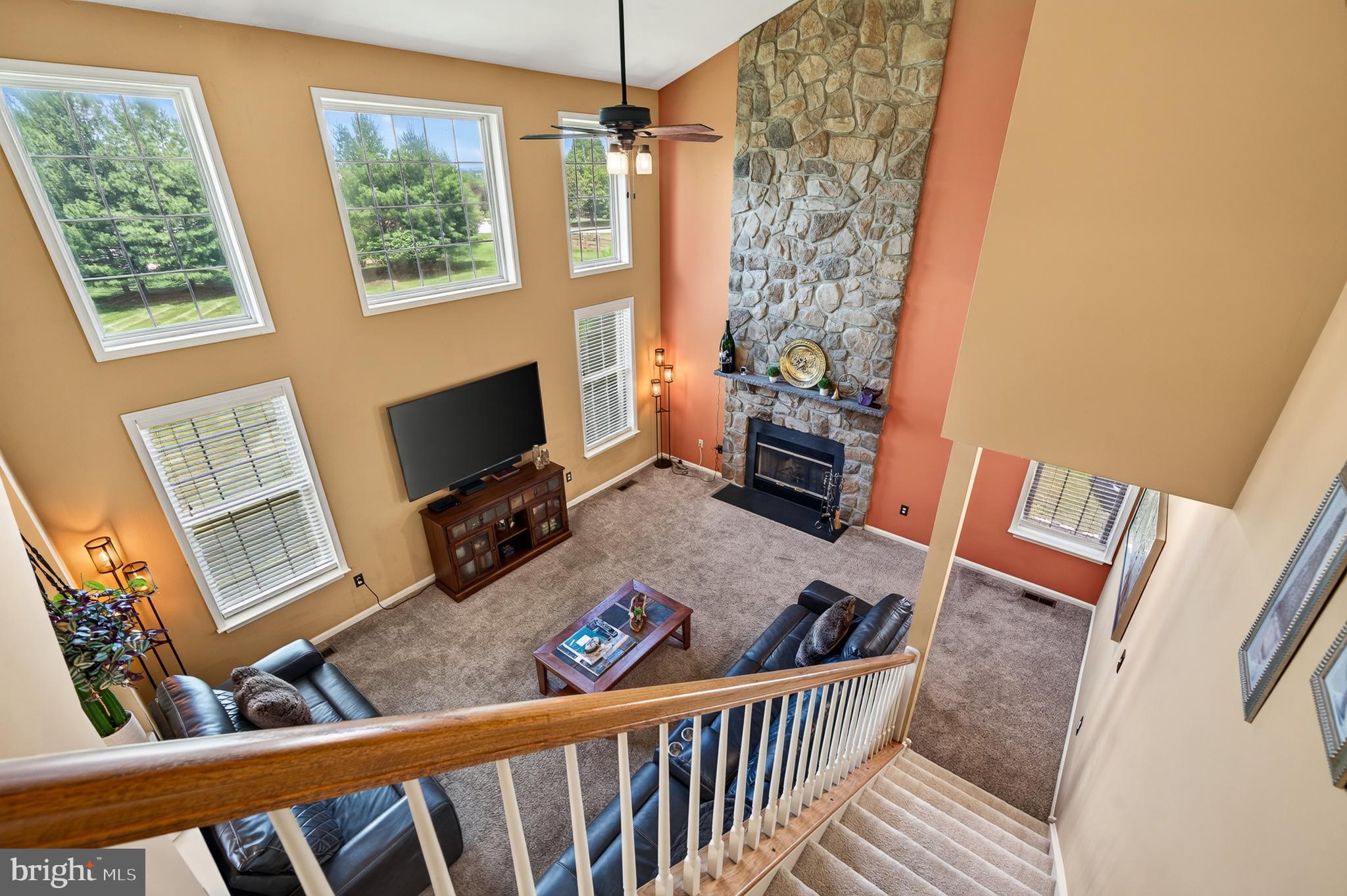 COUNTRY RIDGE - Residential