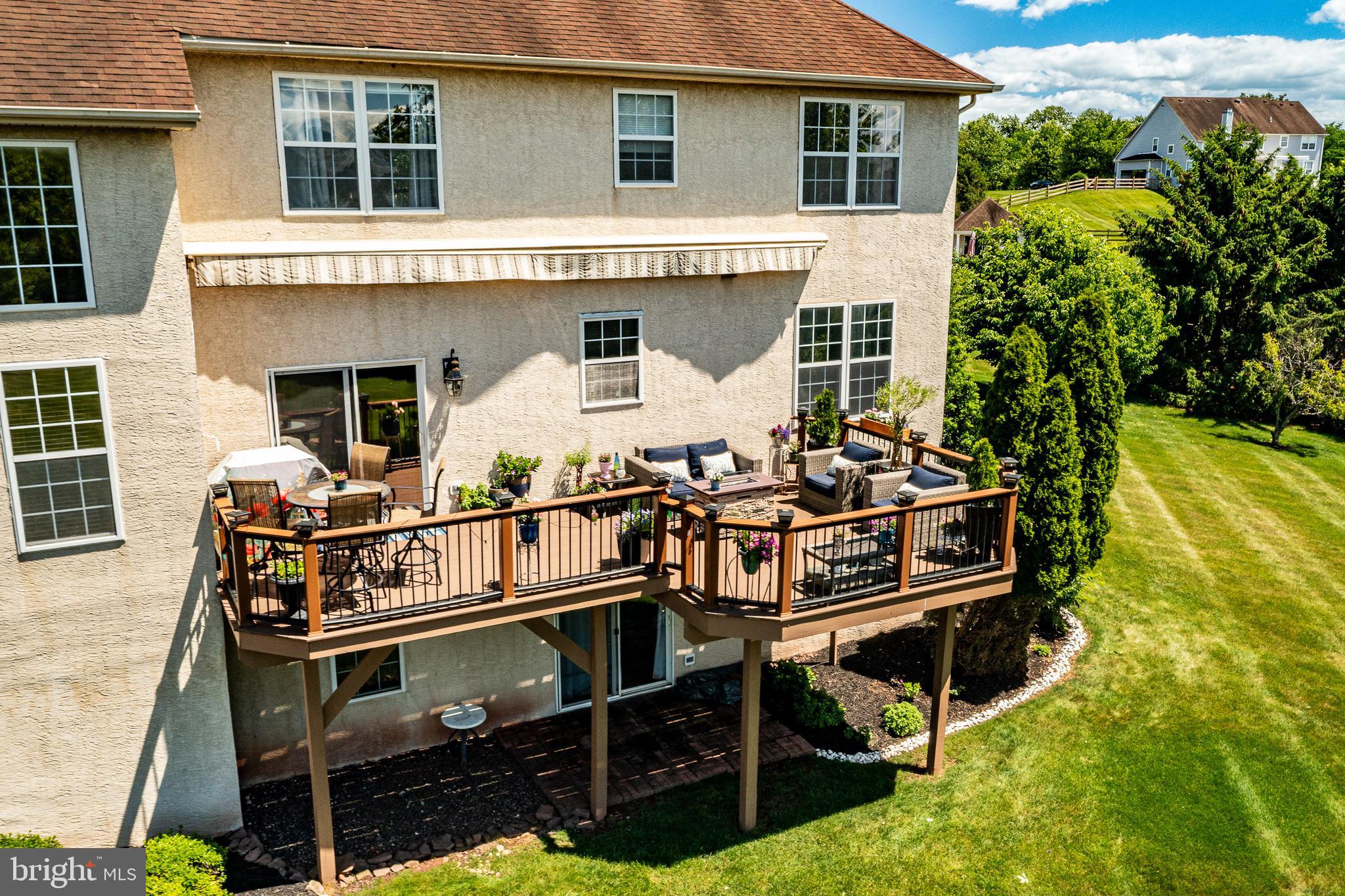 COUNTRY RIDGE - Residential