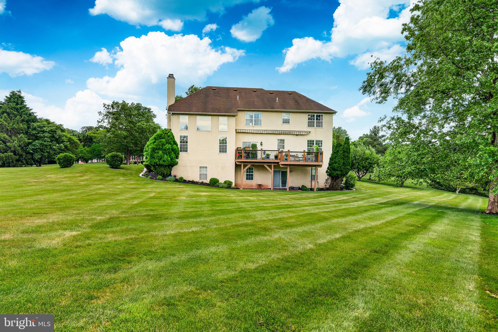 COUNTRY RIDGE - Residential