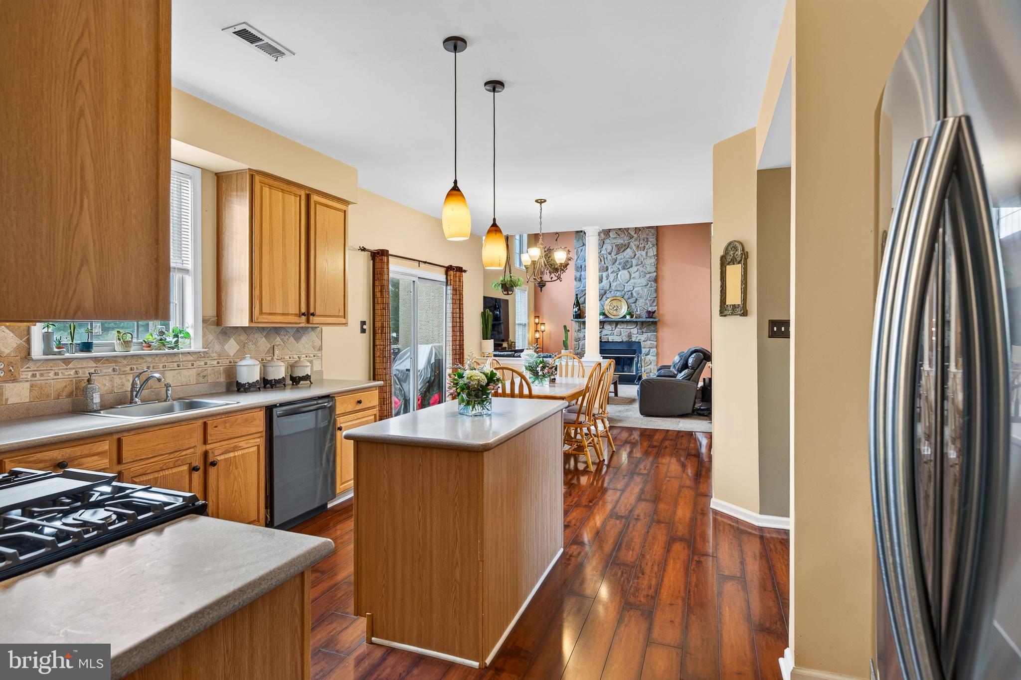 COUNTRY RIDGE - Residential