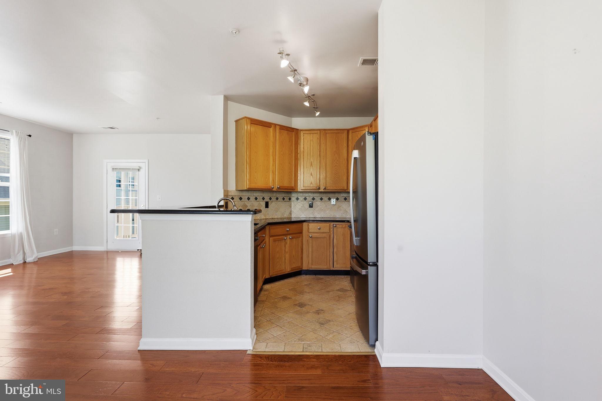 WINDY HILL - Residential