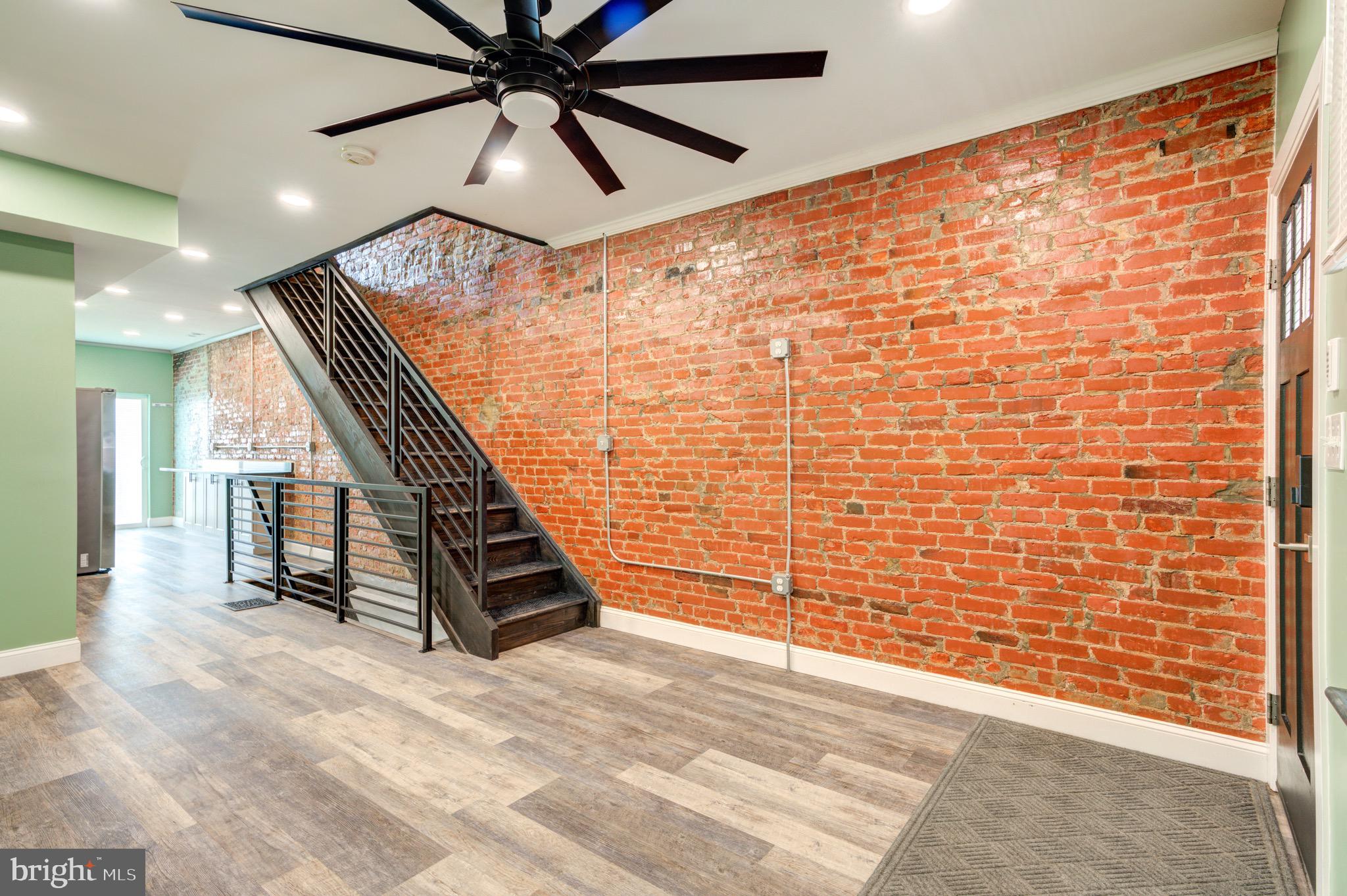 KENSINGTON - Residential