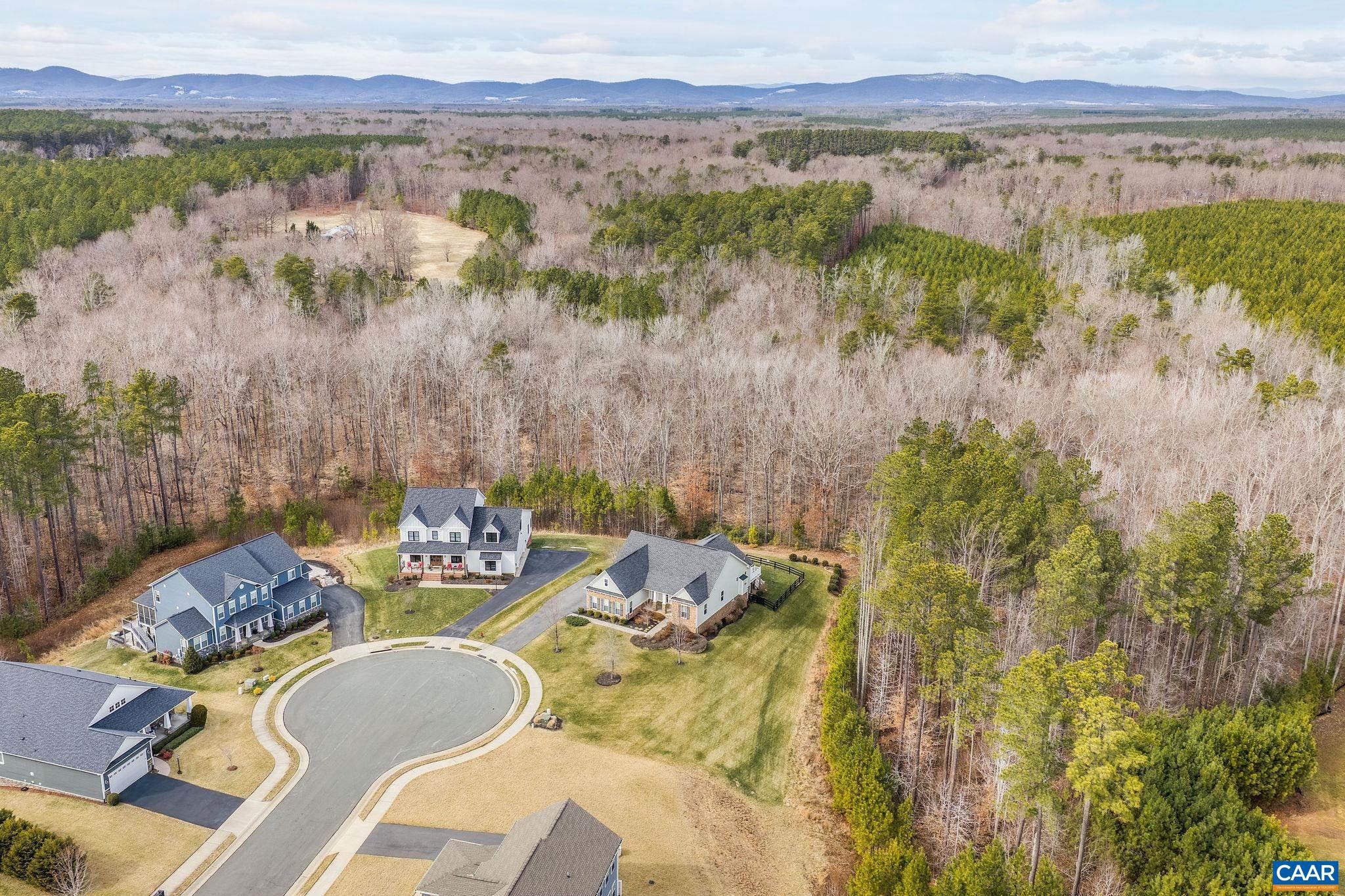 SPRING CREEK - Residential