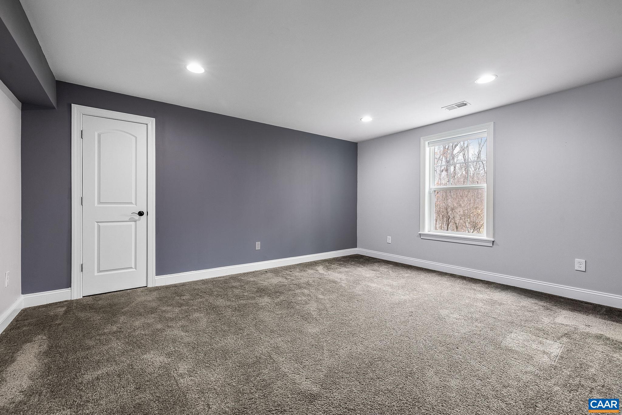 SPRING CREEK - Residential