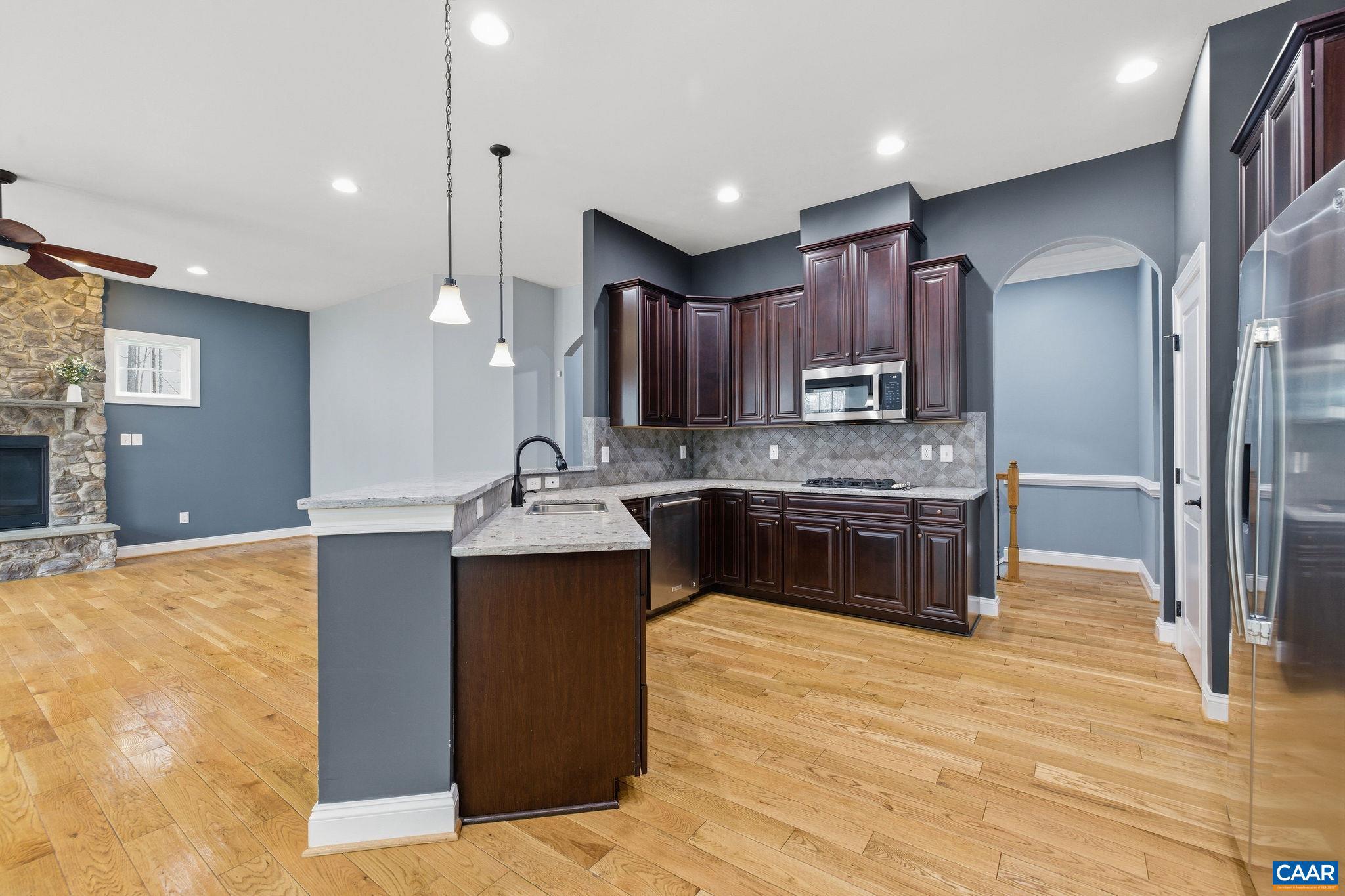 SPRING CREEK - Residential