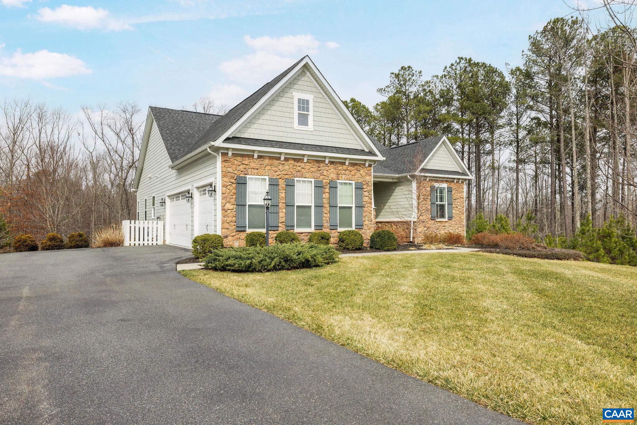 SPRING CREEK - Residential