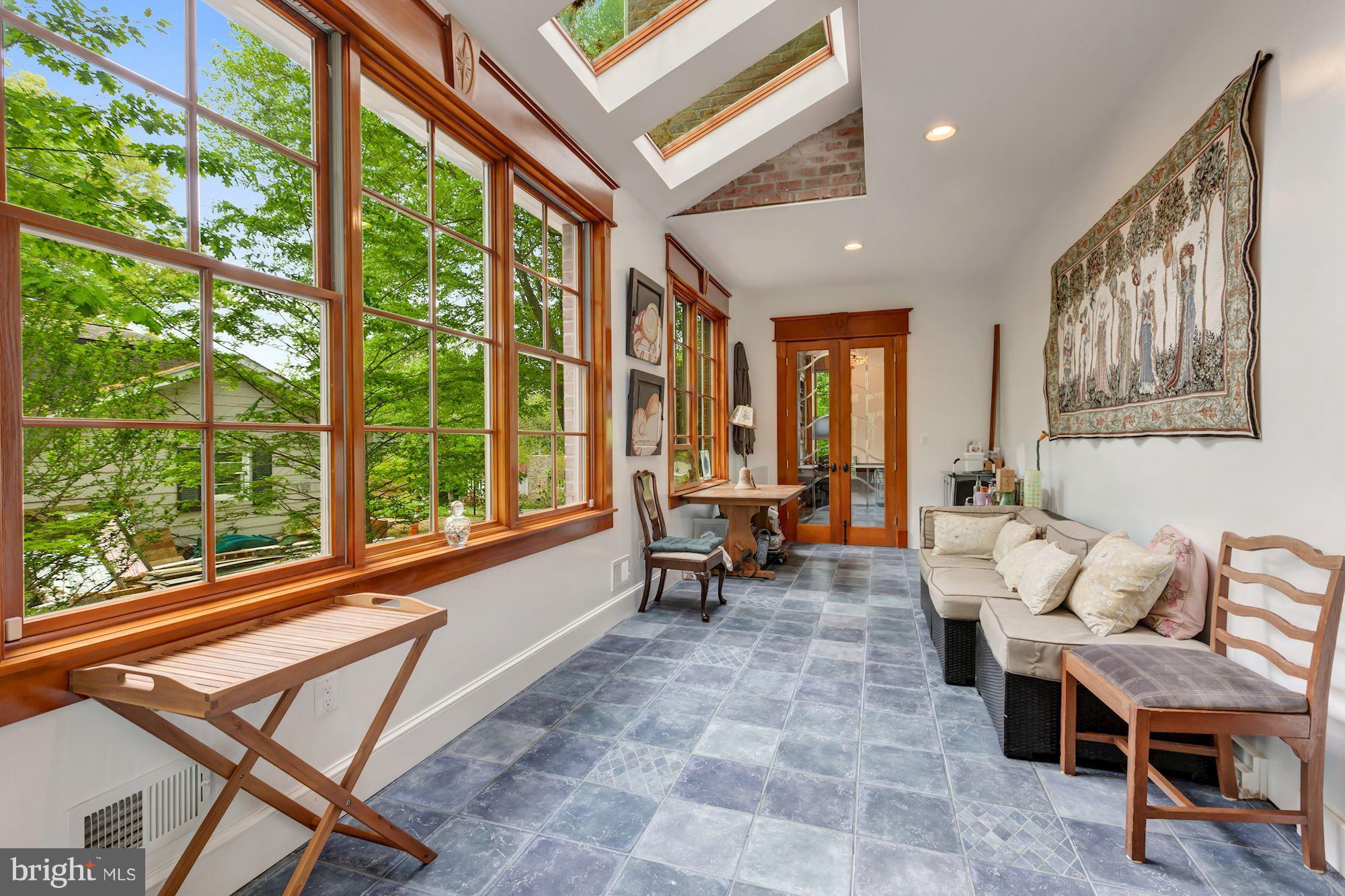 BROOKHAVEN - Residential