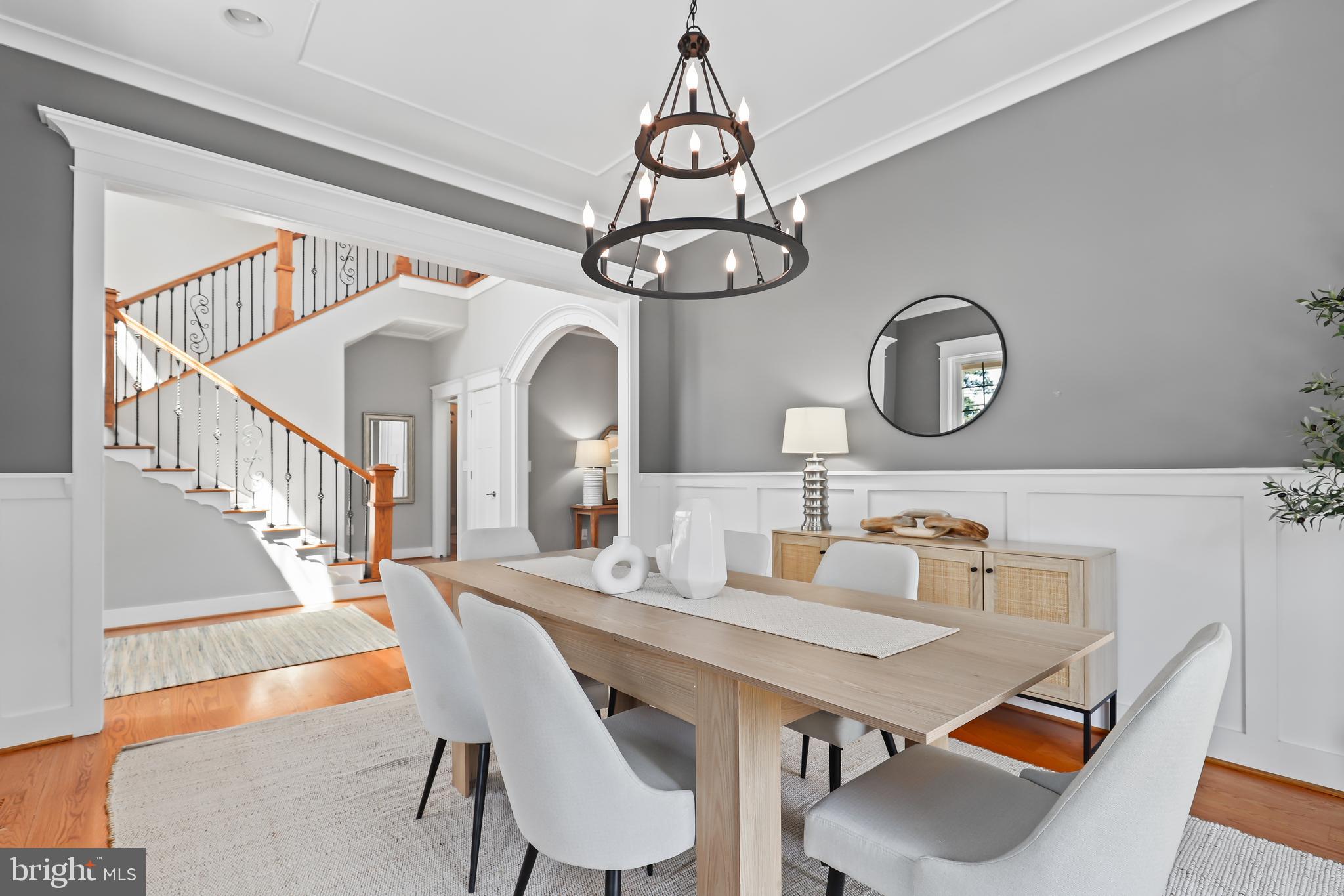VIENNA WOODS - Residential