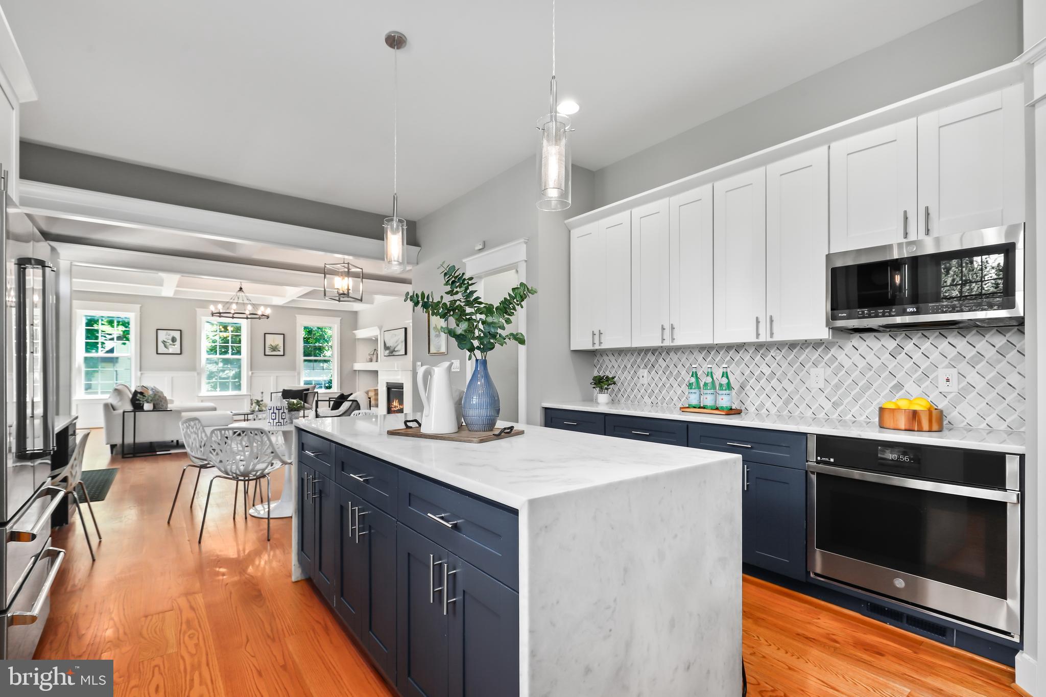 VIENNA WOODS - Residential
