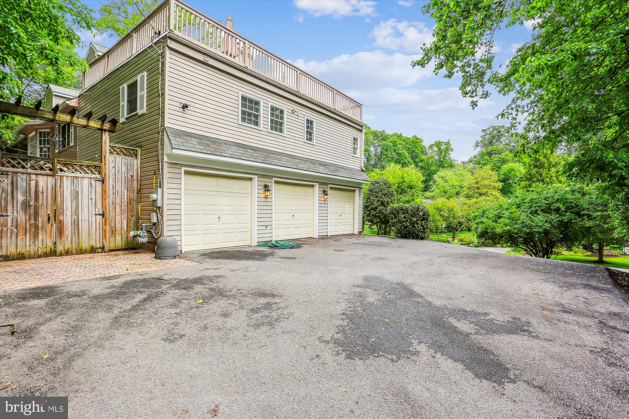 BURNING TREE ESTATES - Residential