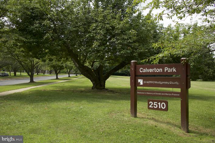 CALVERTON - Residential