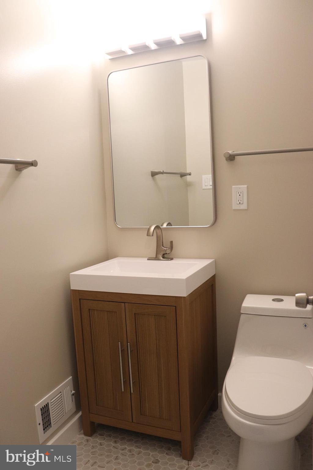 CALVERTON - Residential