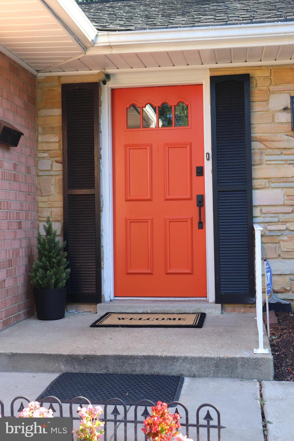CALVERTON - Residential